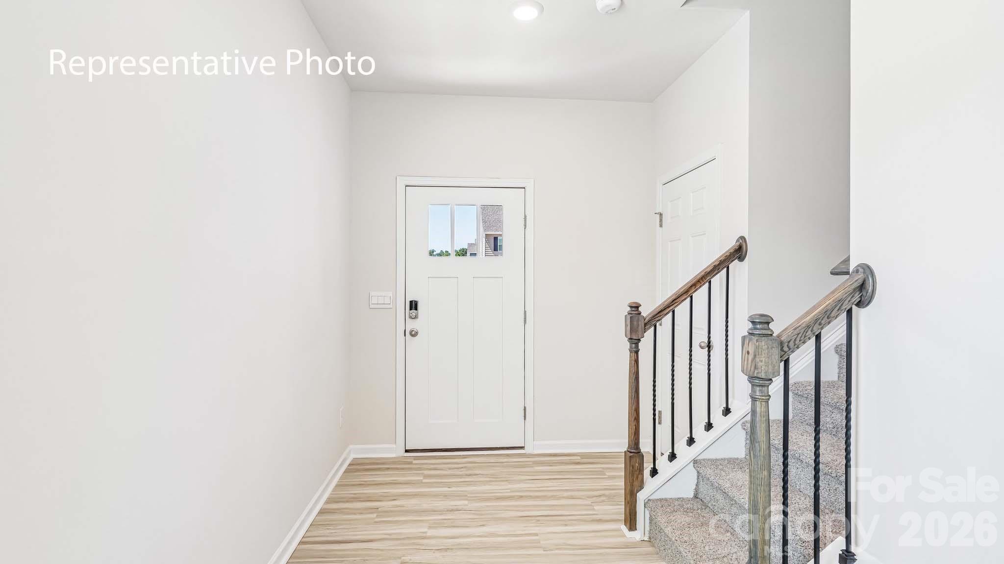 926 Two Brothers Lane Property Photo 3
