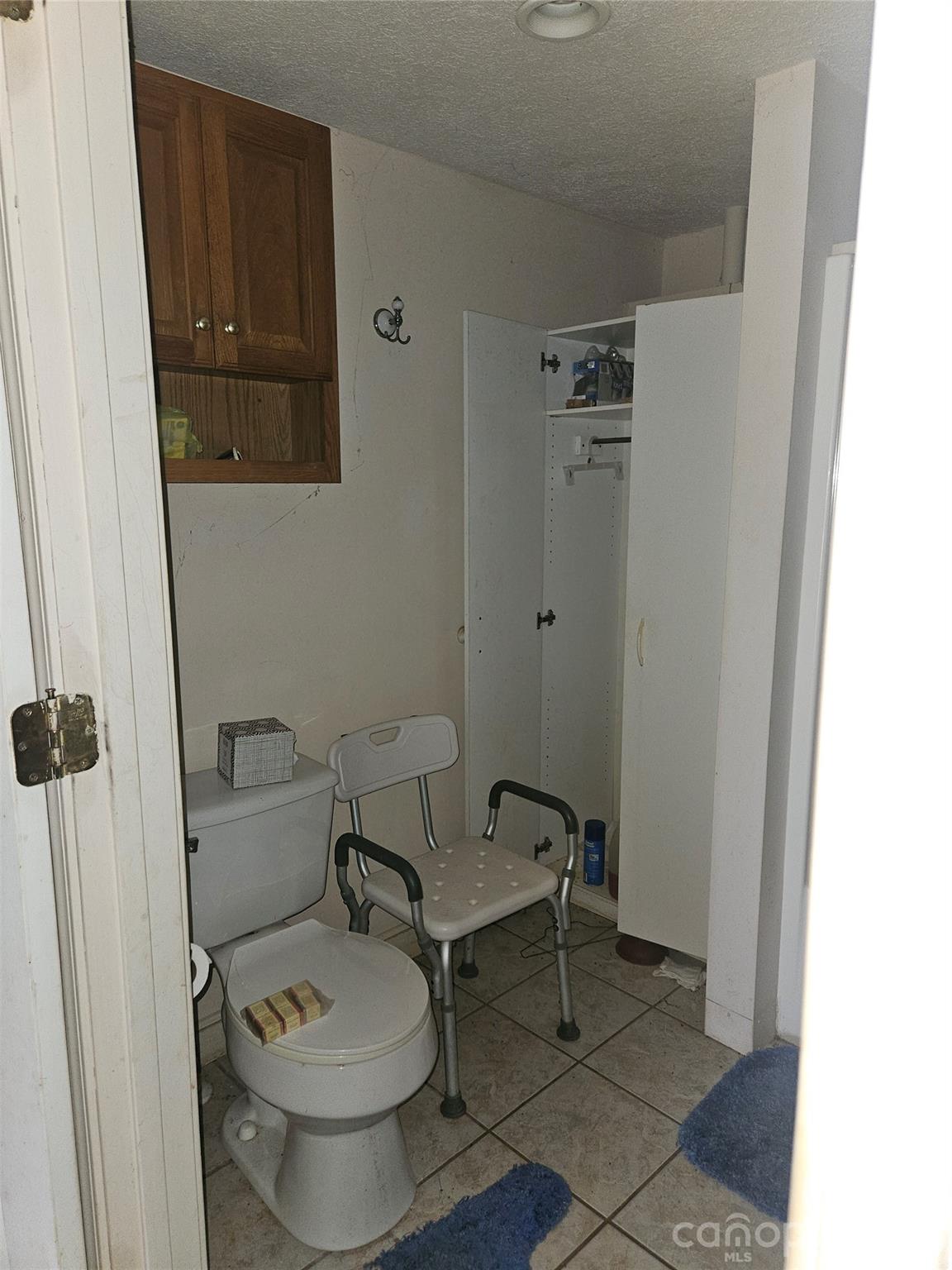128 Brittany Lane Property Photo 11