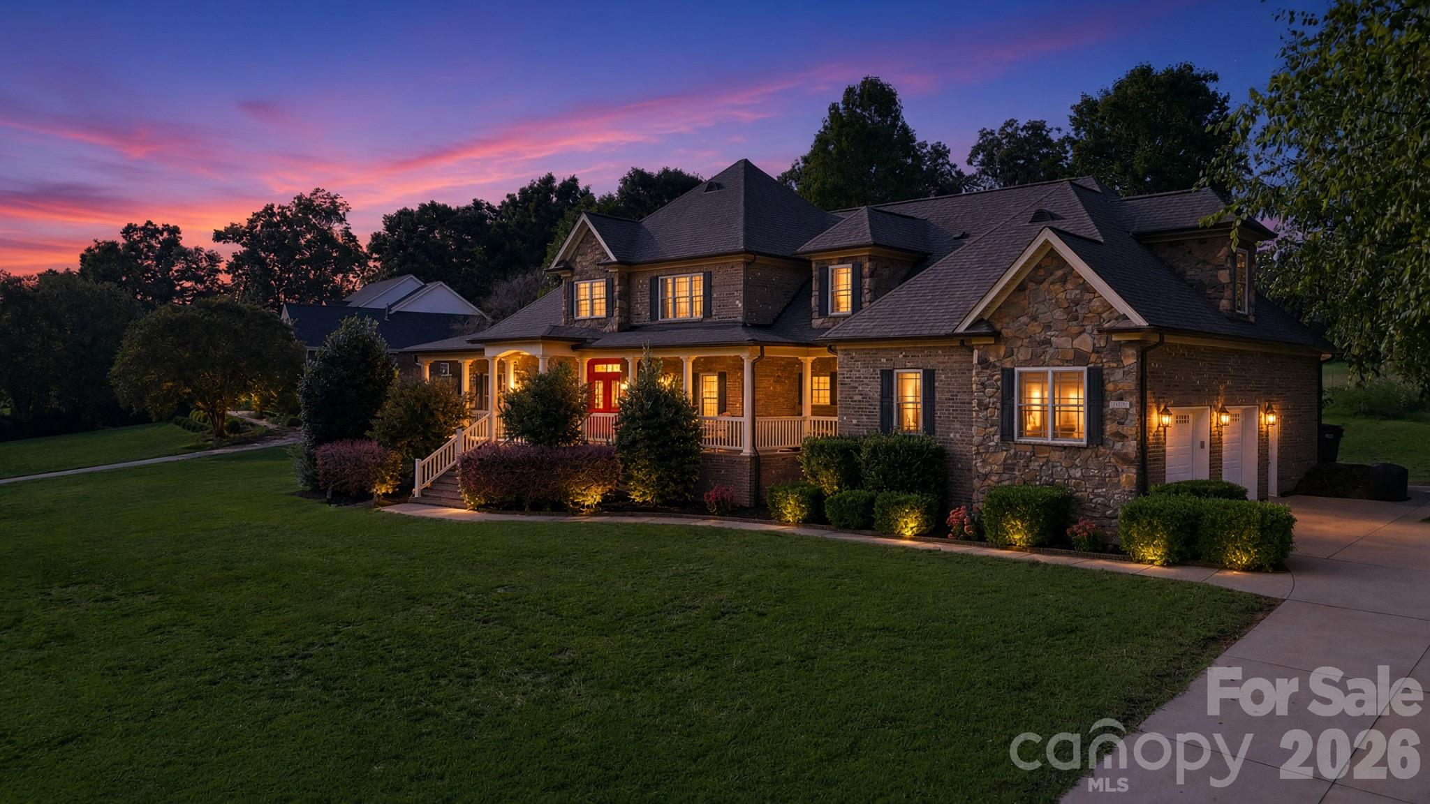 1163 Willow Creek Drive Property Photo 1