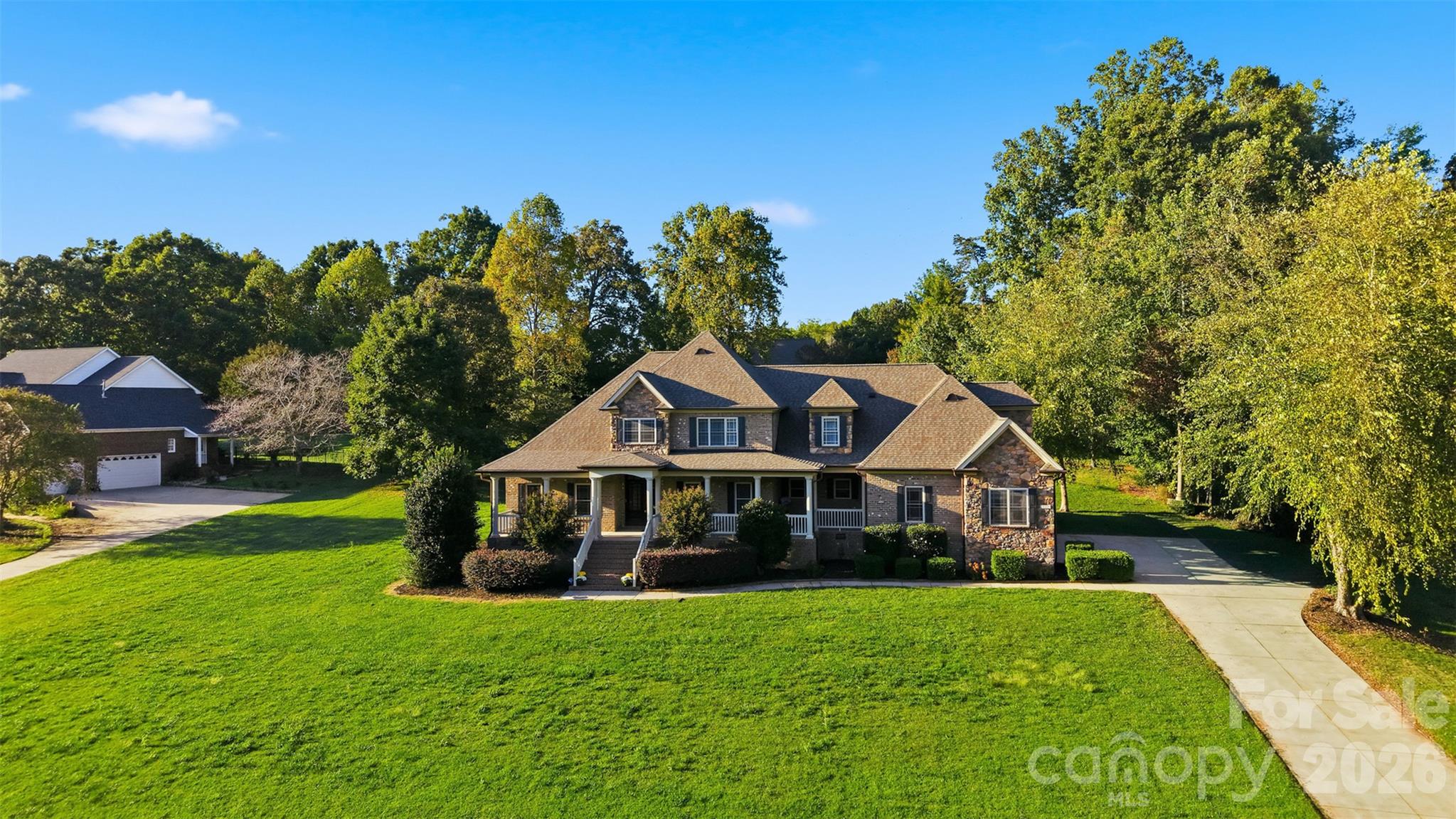 1163 Willow Creek Drive Property Photo 1
