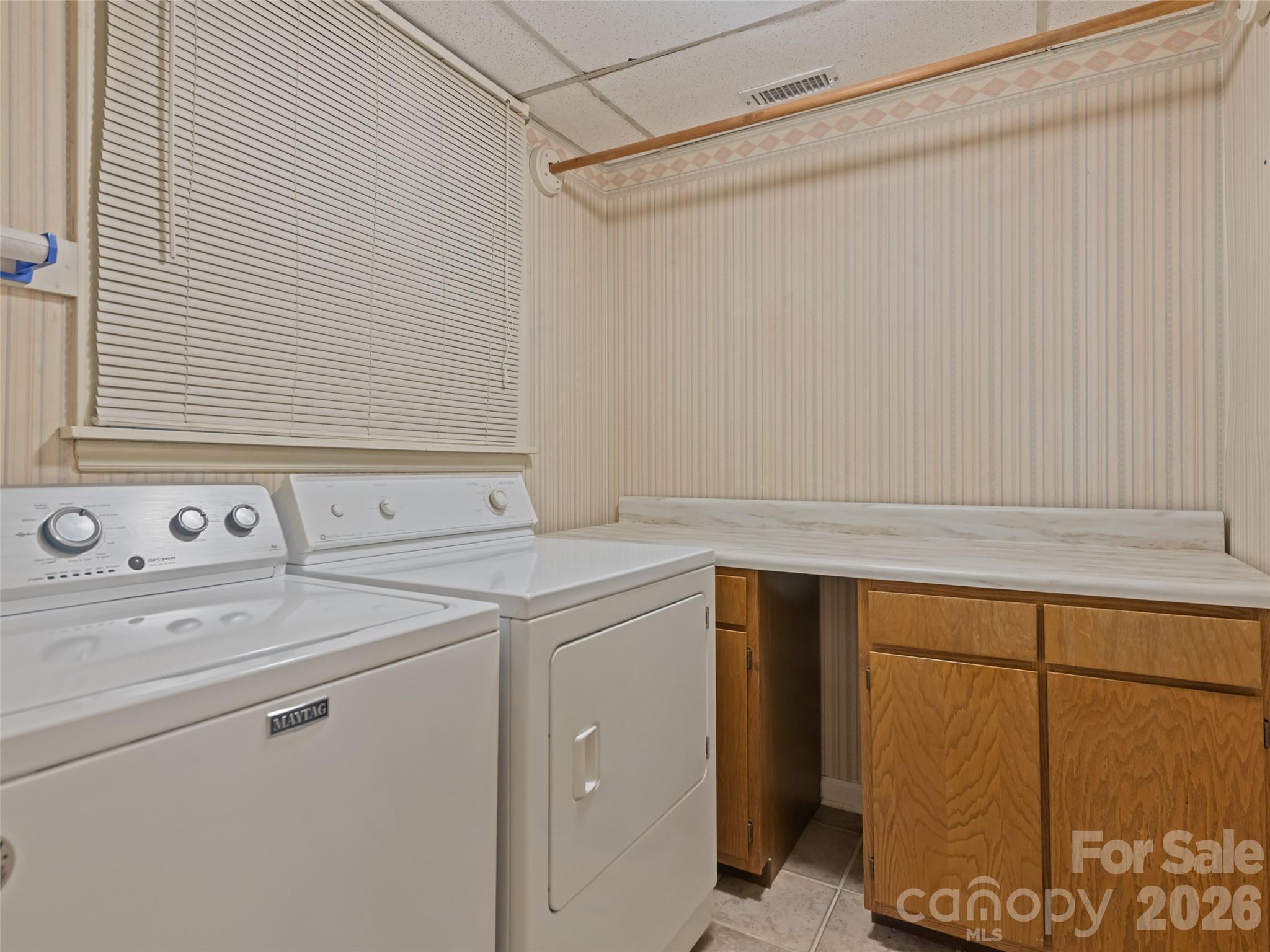 11 Crestwood Lane Property Photo 35