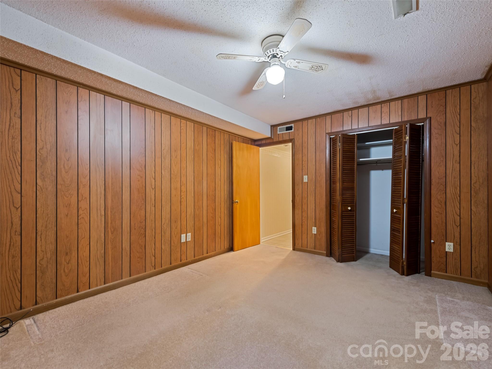 11 Crestwood Lane Property Photo 38