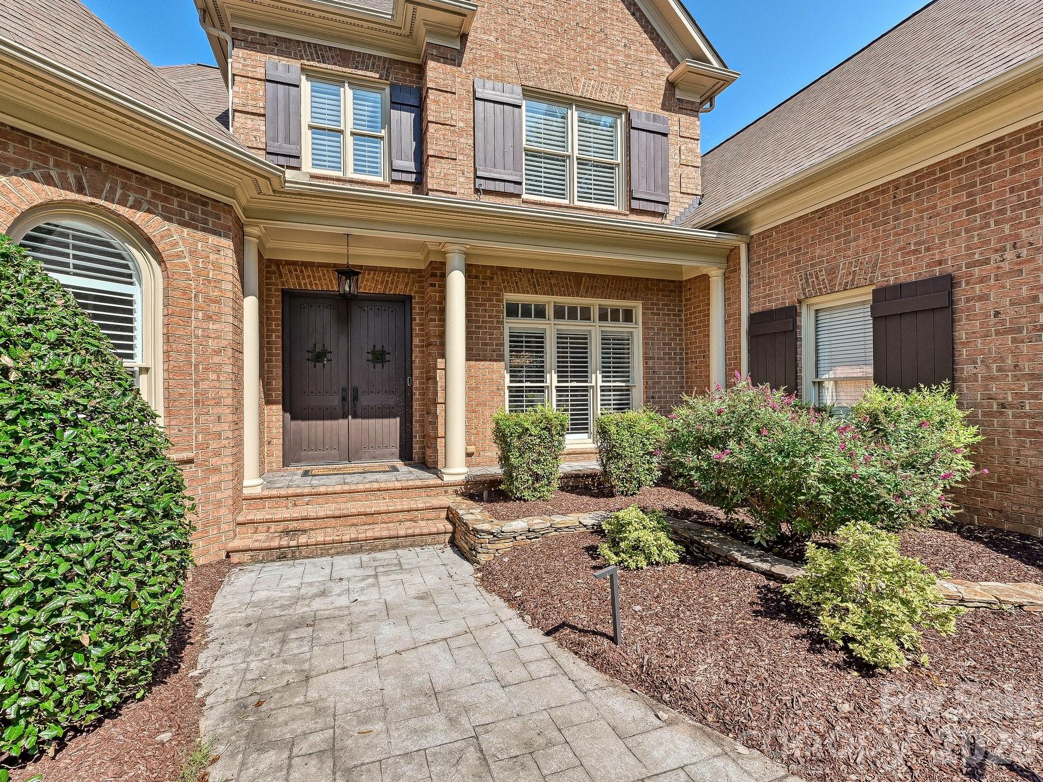 15034 Jockeys Ridge Drive Property Photo 3