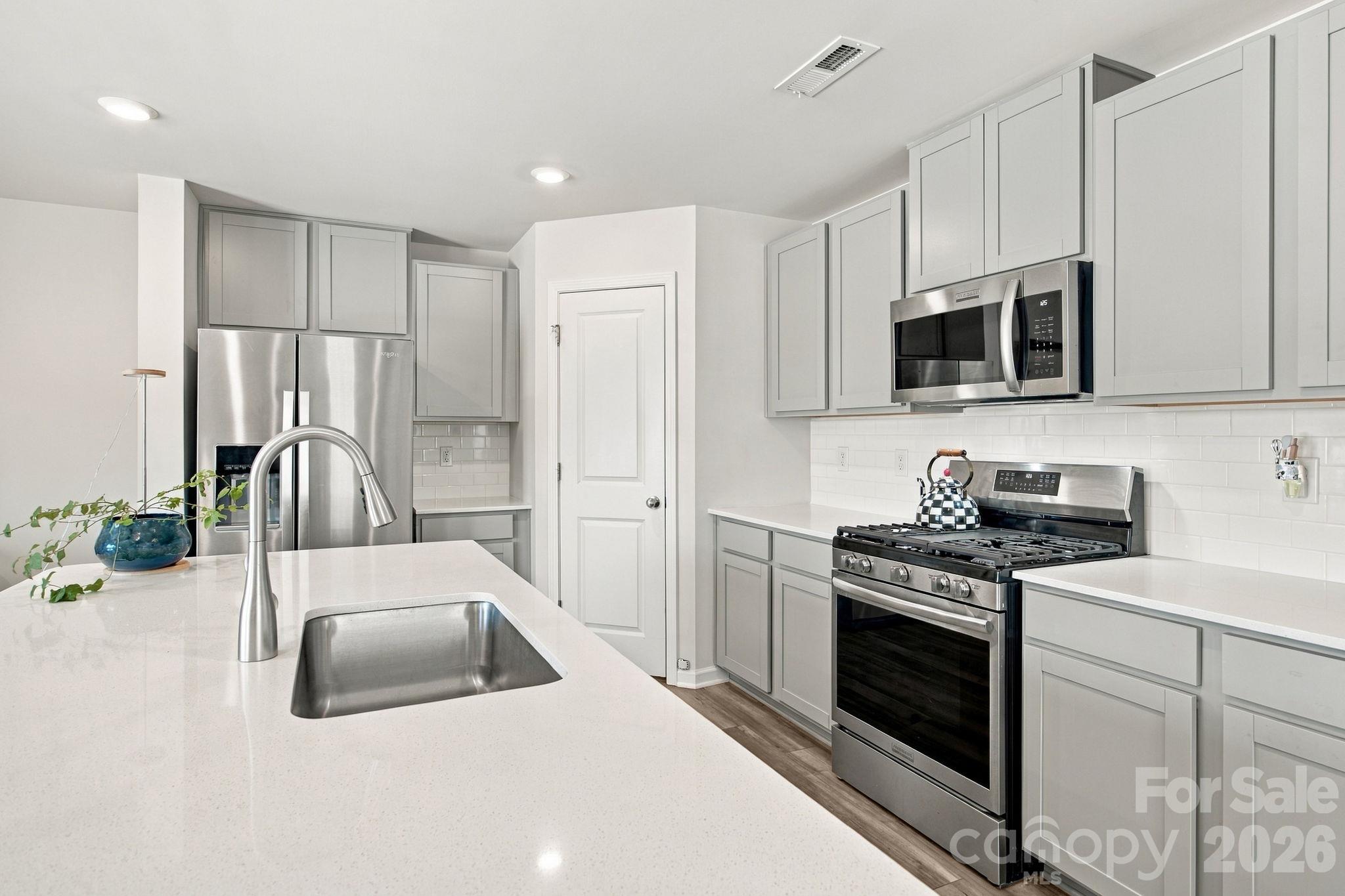 156 Hanging Rock Trail Property Photo 16