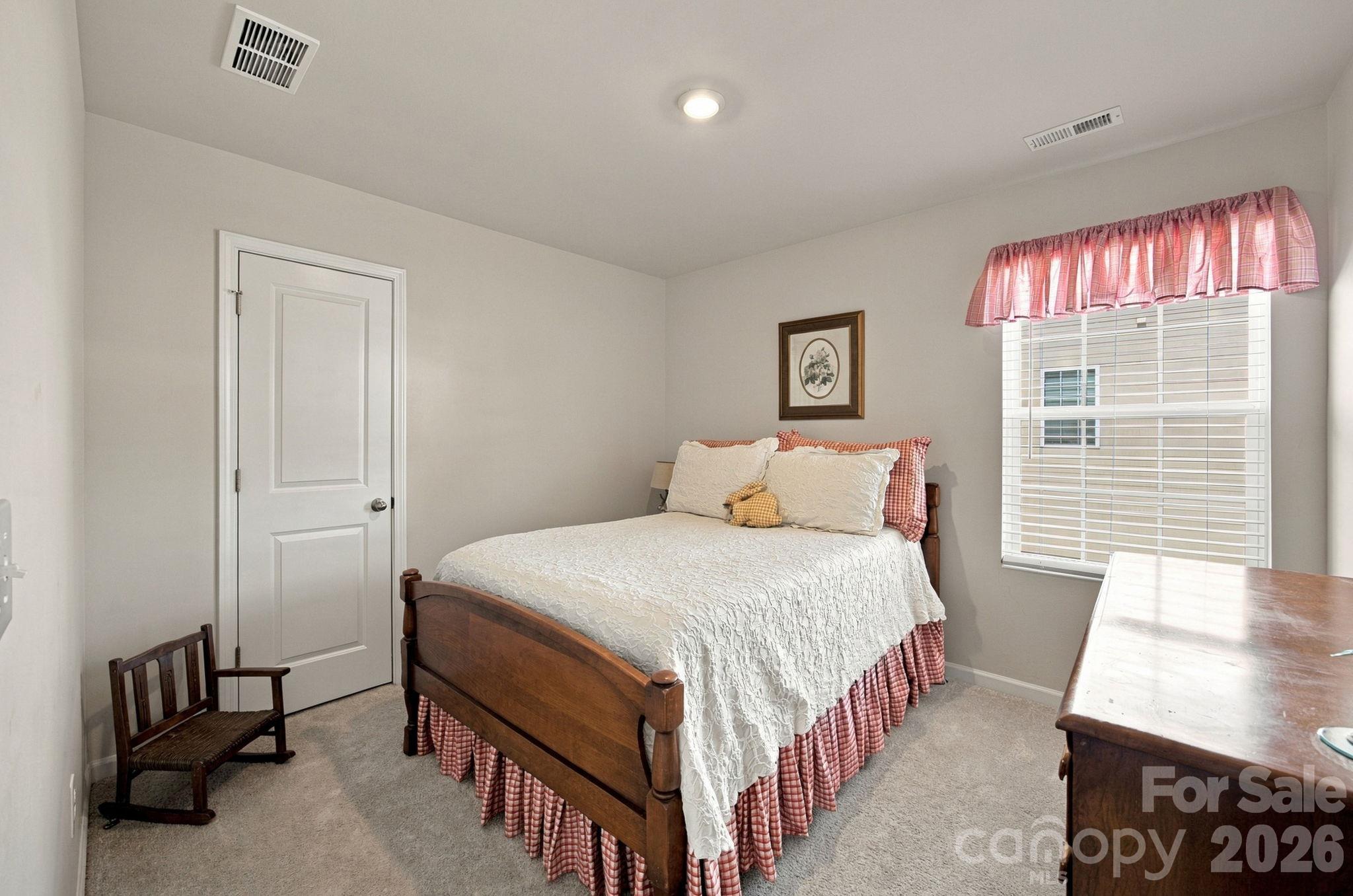 156 Hanging Rock Trail Property Photo 22