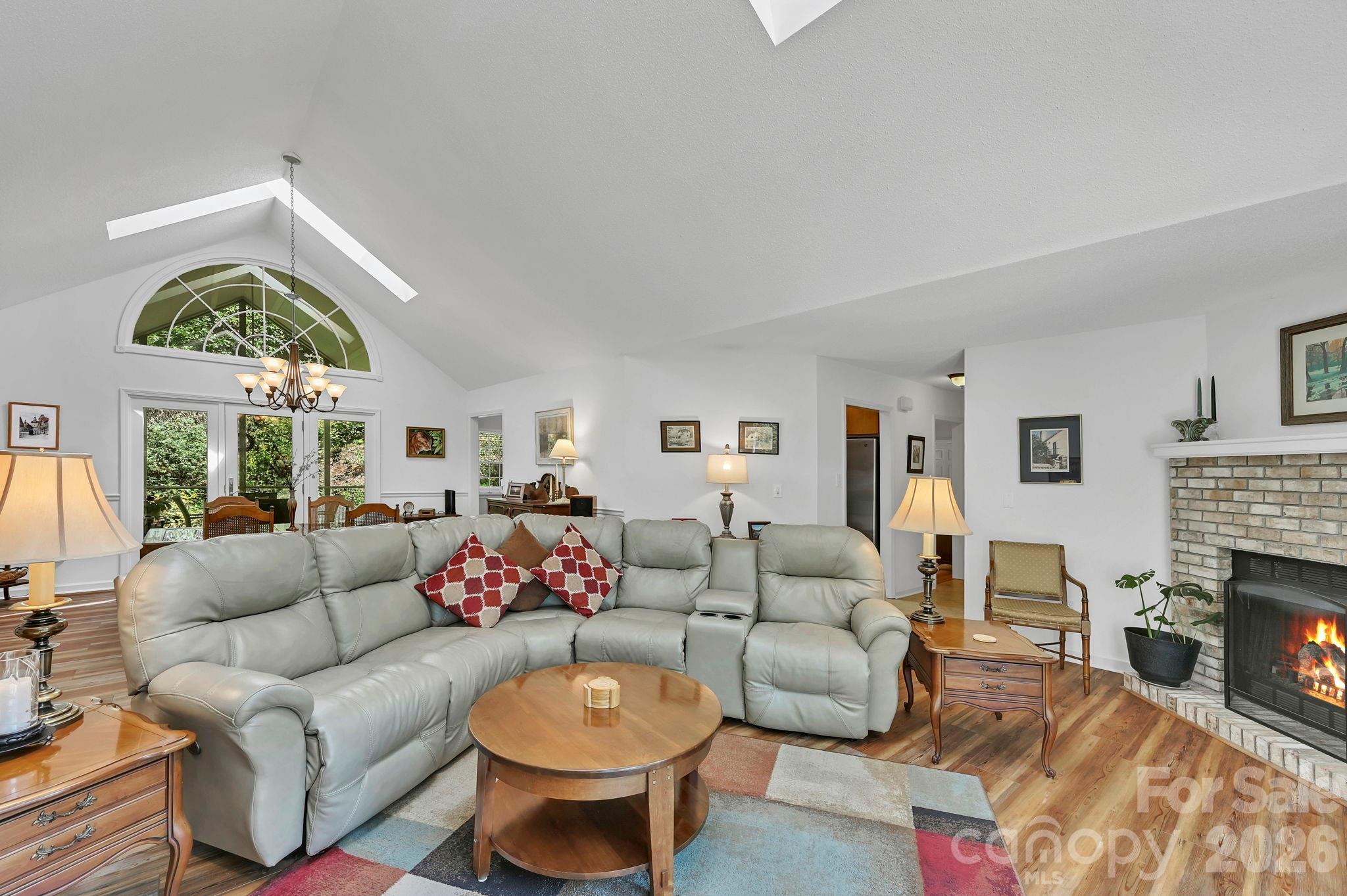 4311 Cove Loop Road Property Photo 12