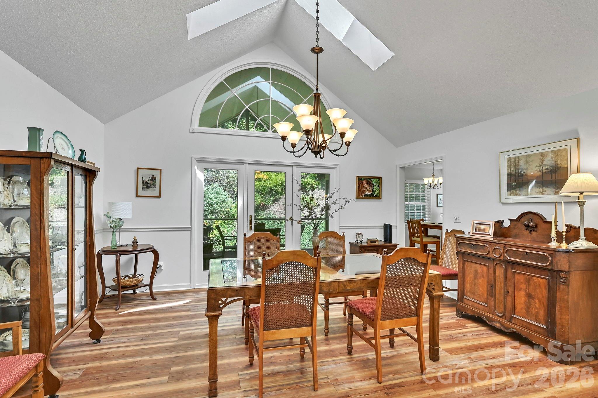 4311 Cove Loop Road Property Photo 13