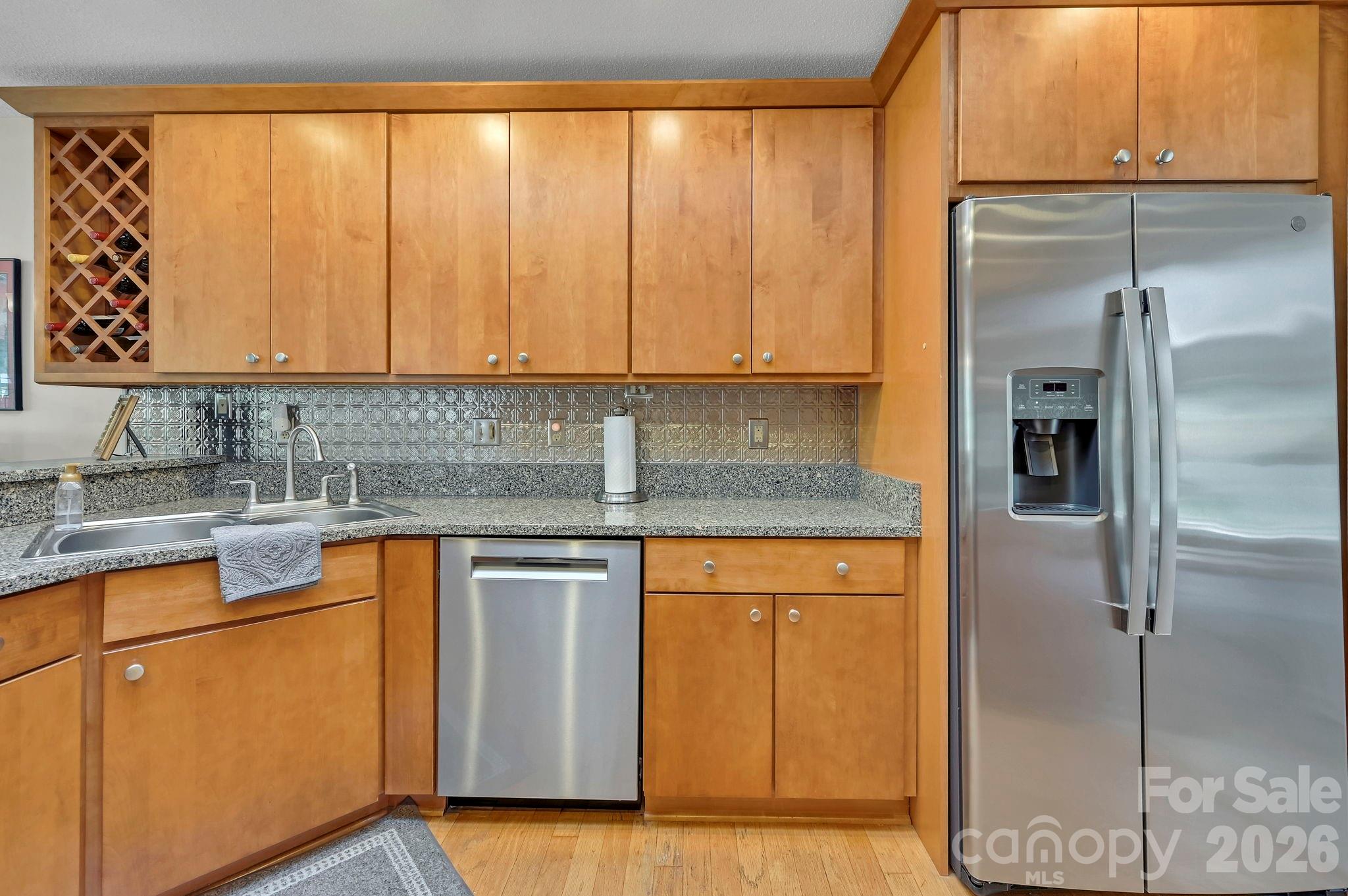 4311 Cove Loop Road Property Photo 15
