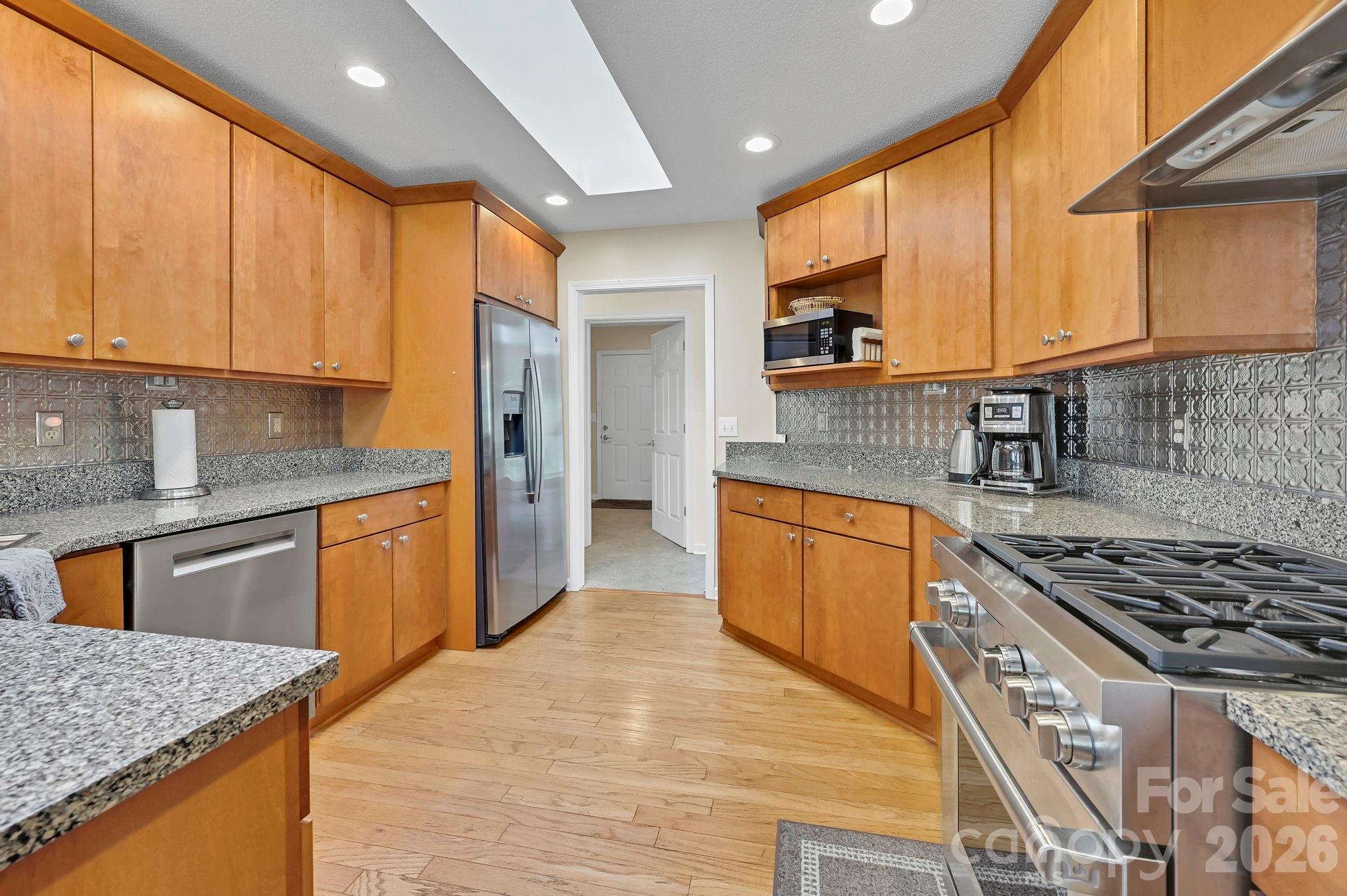 4311 Cove Loop Road Property Photo 17
