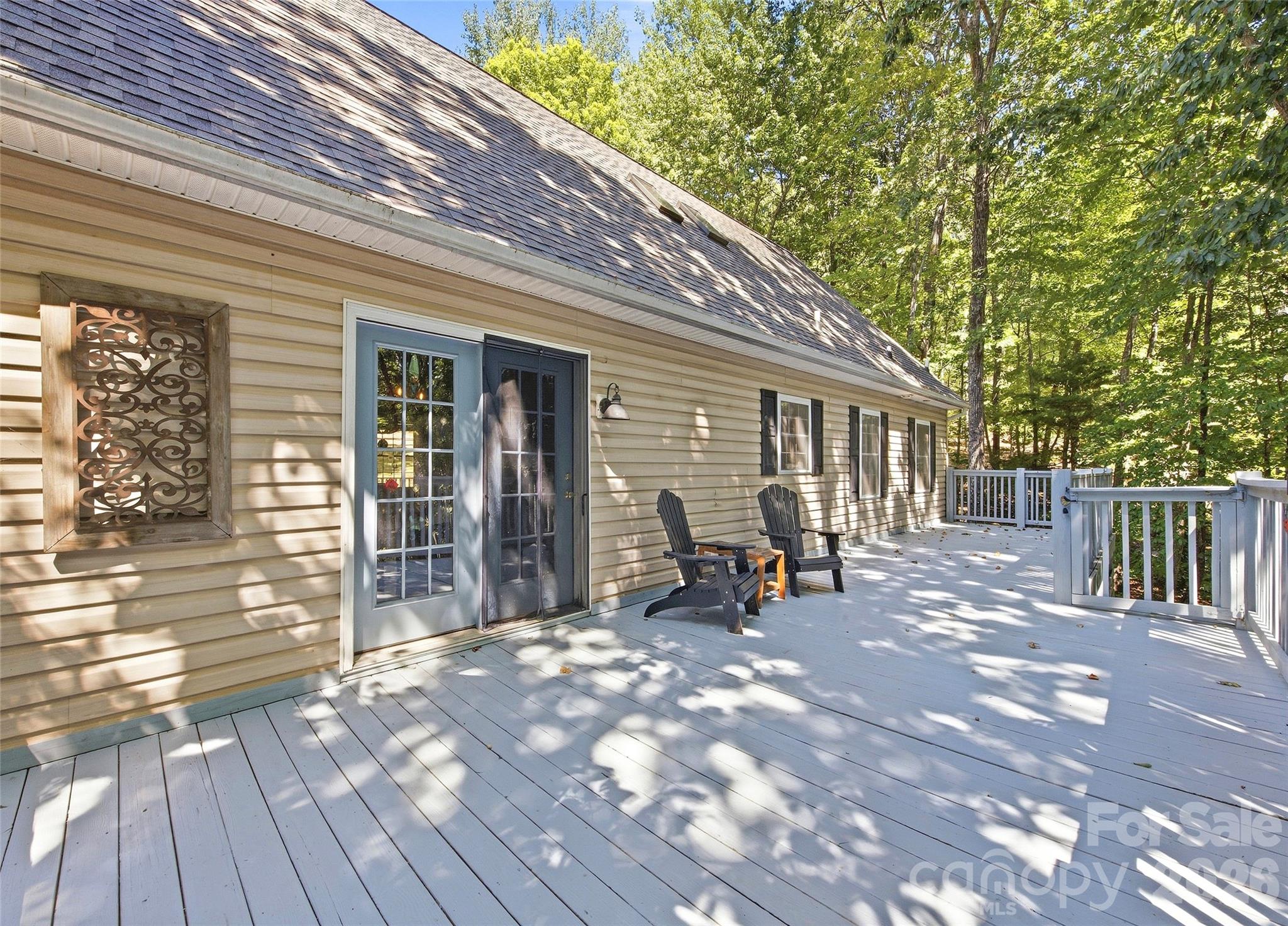 28 Gentlewood Trail Property Photo 4