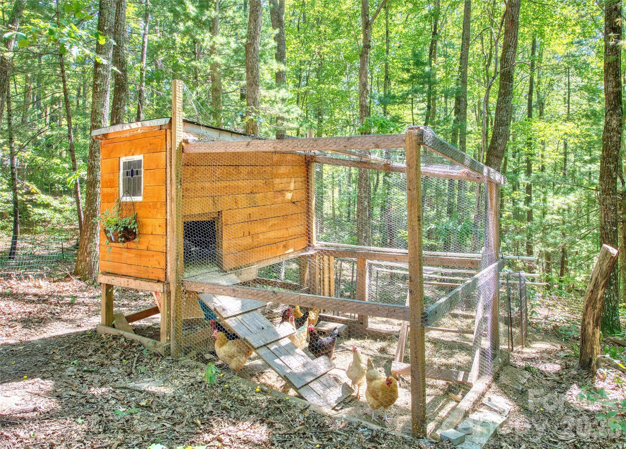 28 Gentlewood Trail Property Photo 8