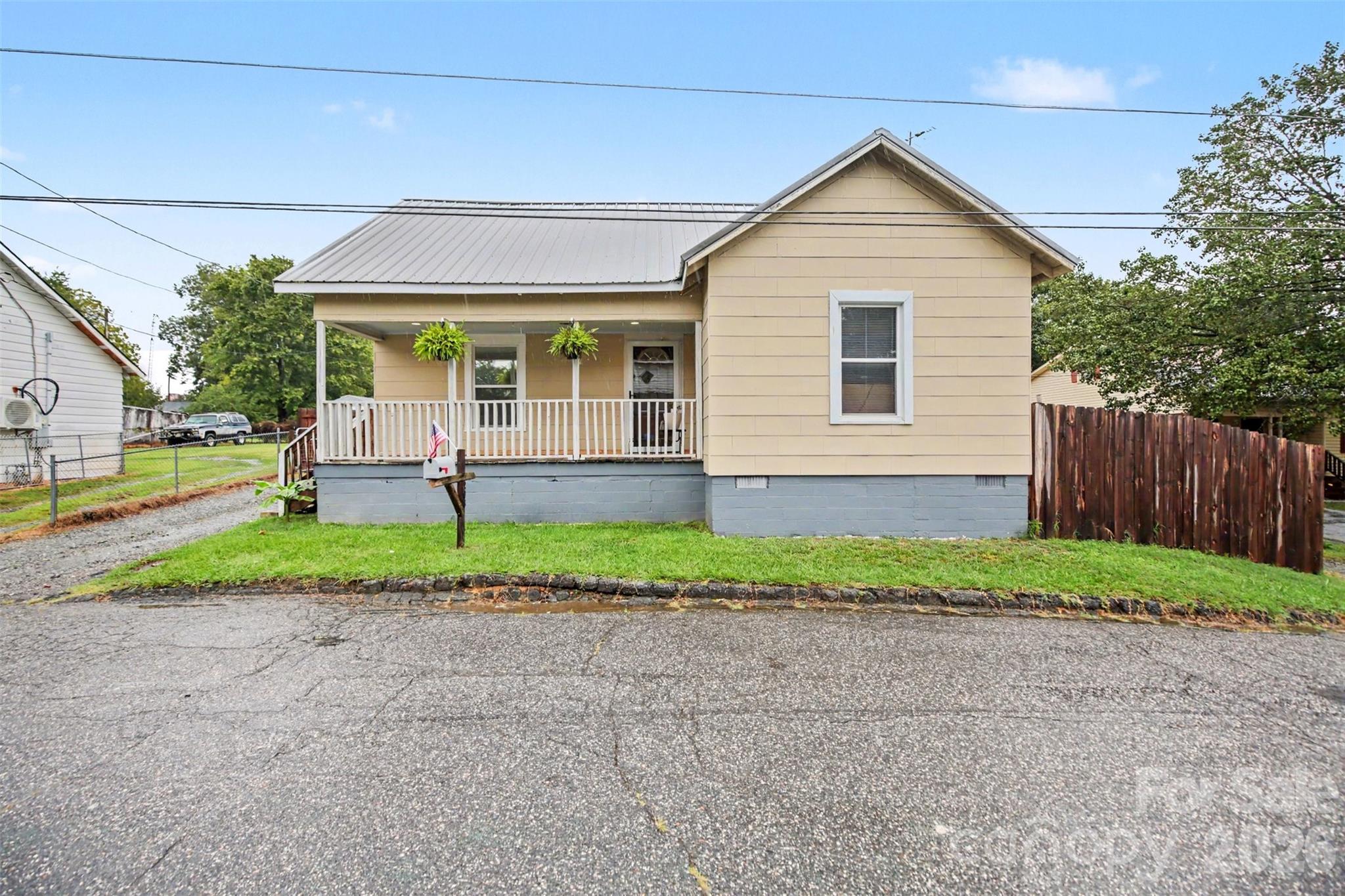 208 Copley Street Property Photo 1