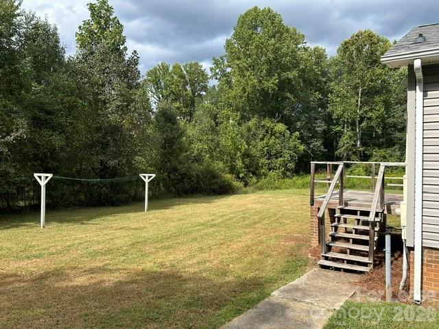 5501 Tryon Street Property Photo 4