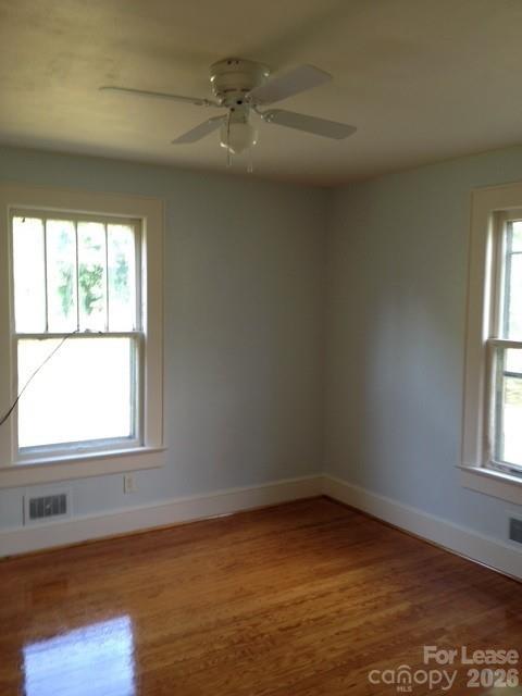 5501 Tryon Street Property Photo 14