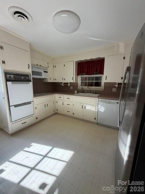 151 25th Avenue Property Photo 1