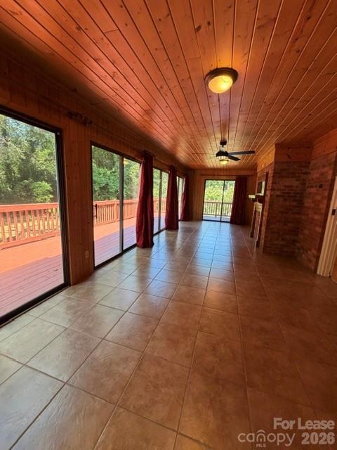 151 25th Avenue Property Photo 7