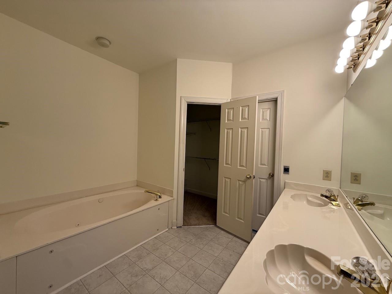 12513 Moores Mill Road Property Photo 17