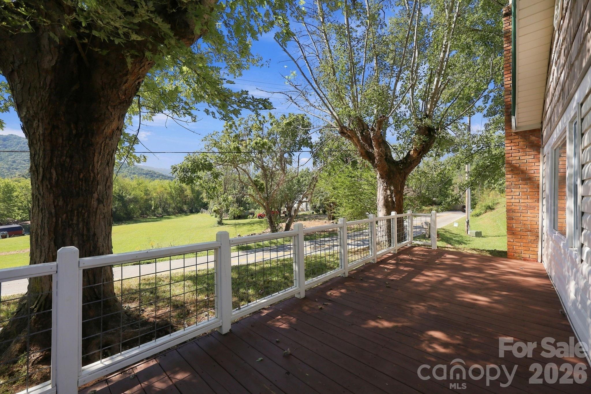 16 Warren Creek Road Property Photo 3
