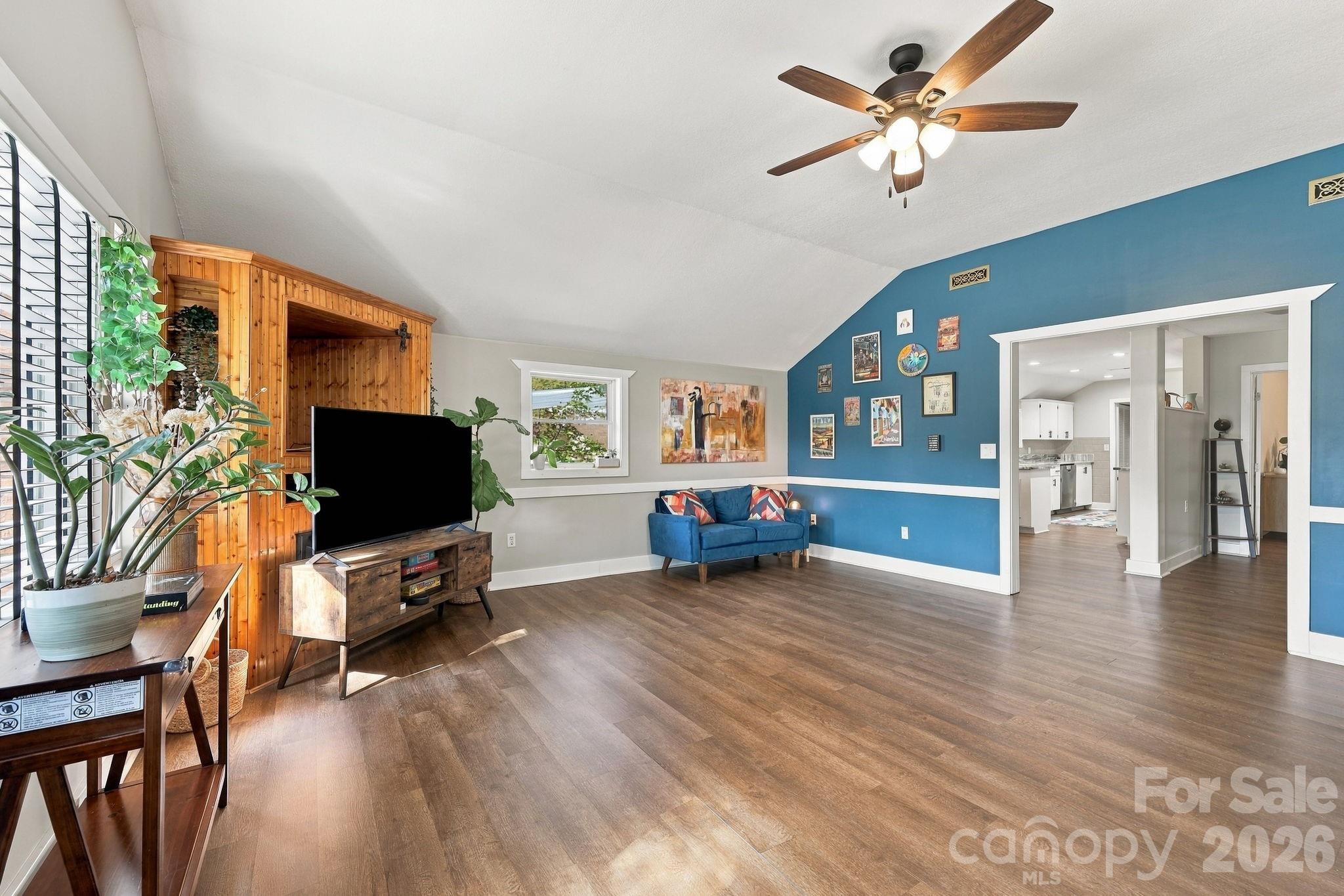 16 Warren Creek Road Property Photo 4