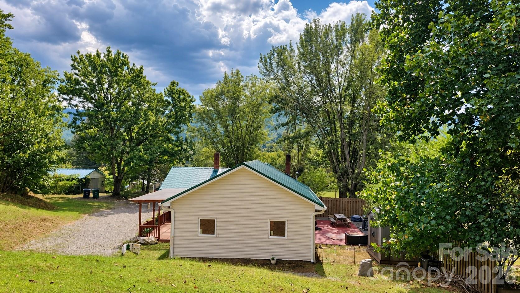 16 Warren Creek Road Property Photo 47