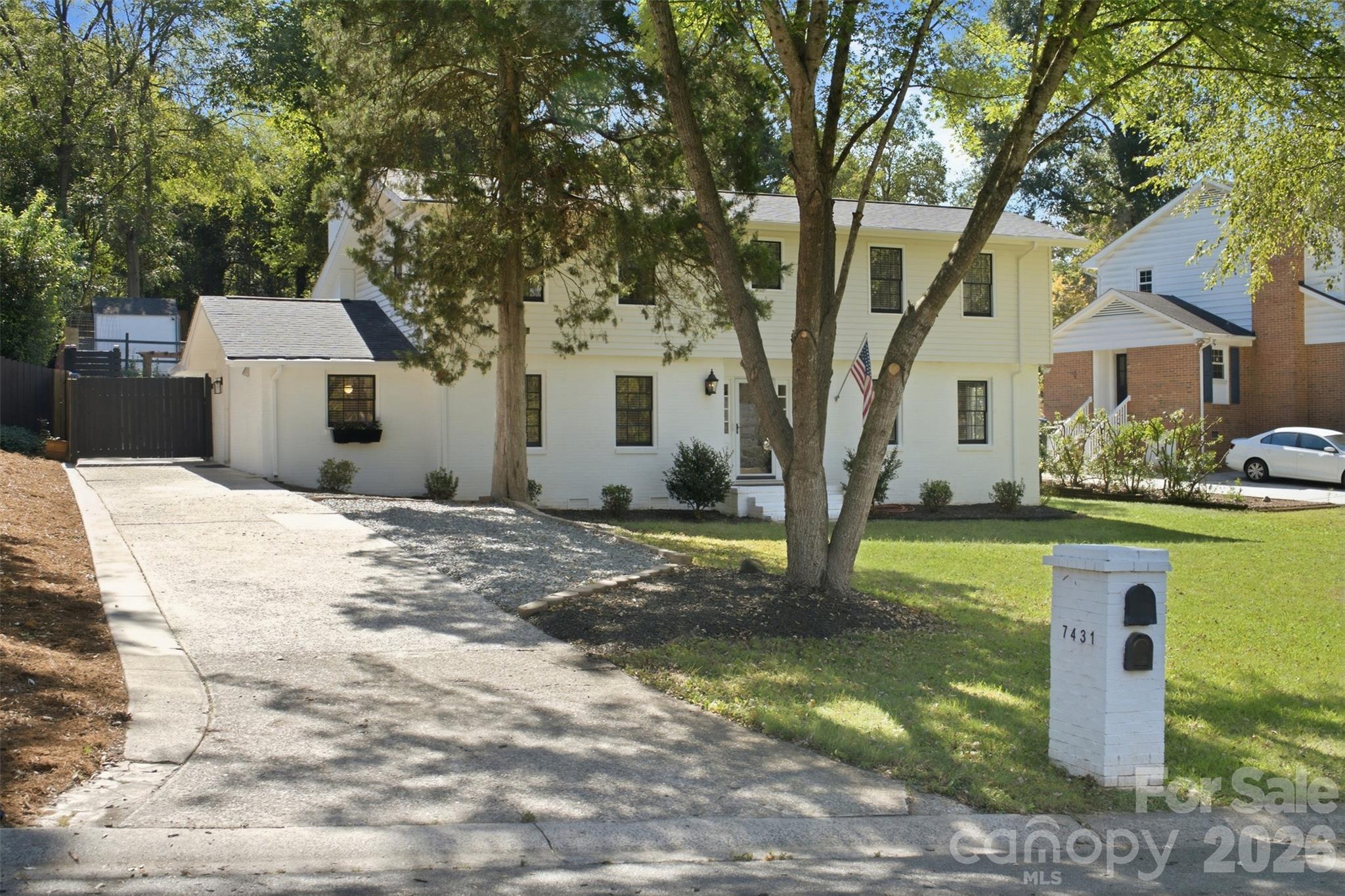 7431 Folger Drive Property Photo 2