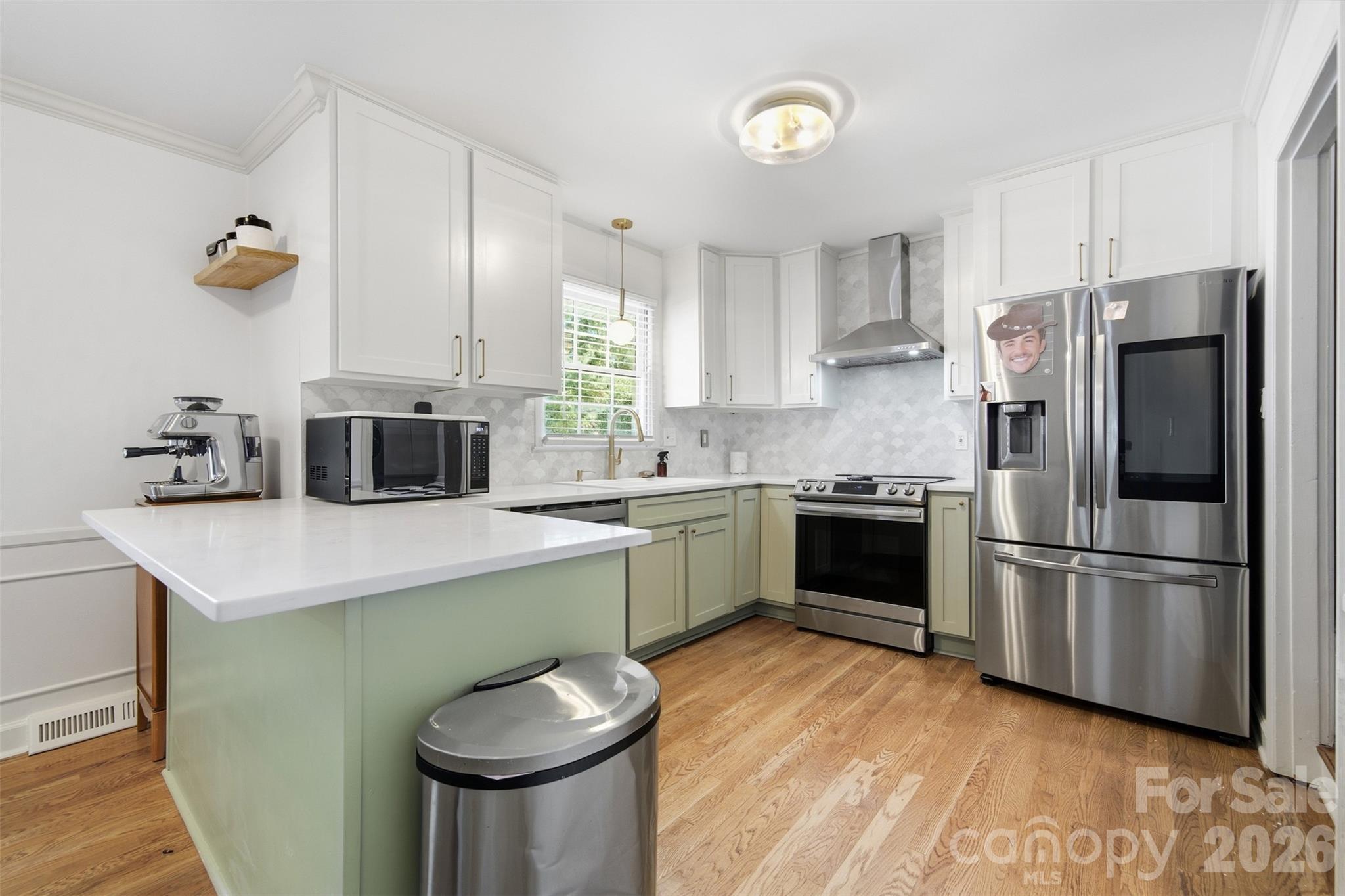 7431 Folger Drive Property Photo 4