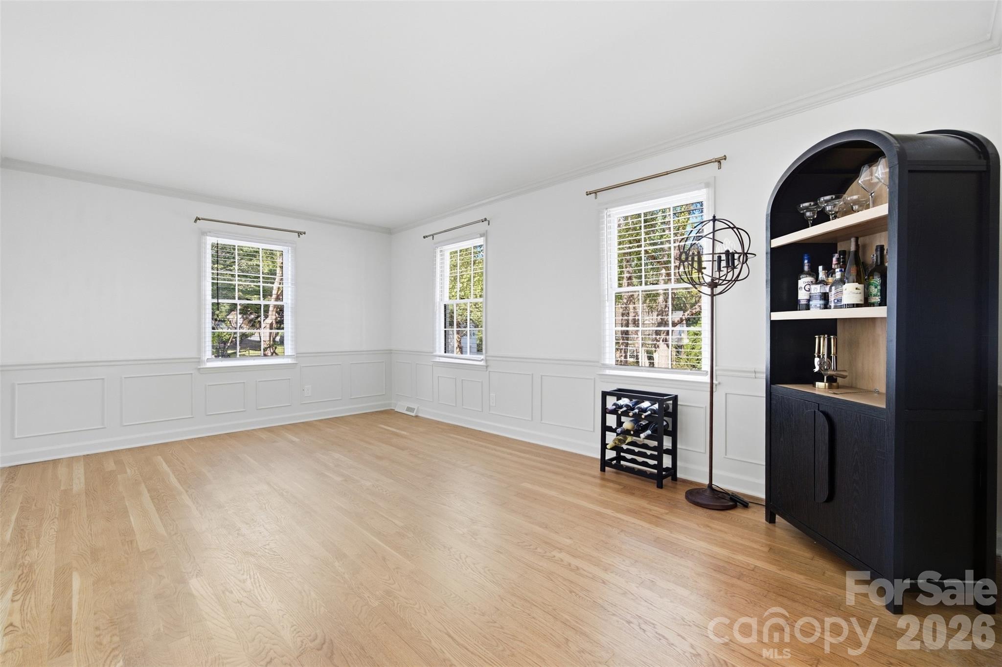 7431 Folger Drive Property Photo 8