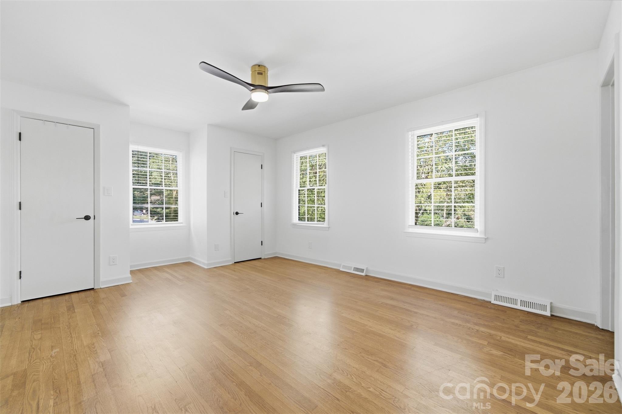 7431 Folger Drive Property Photo 11