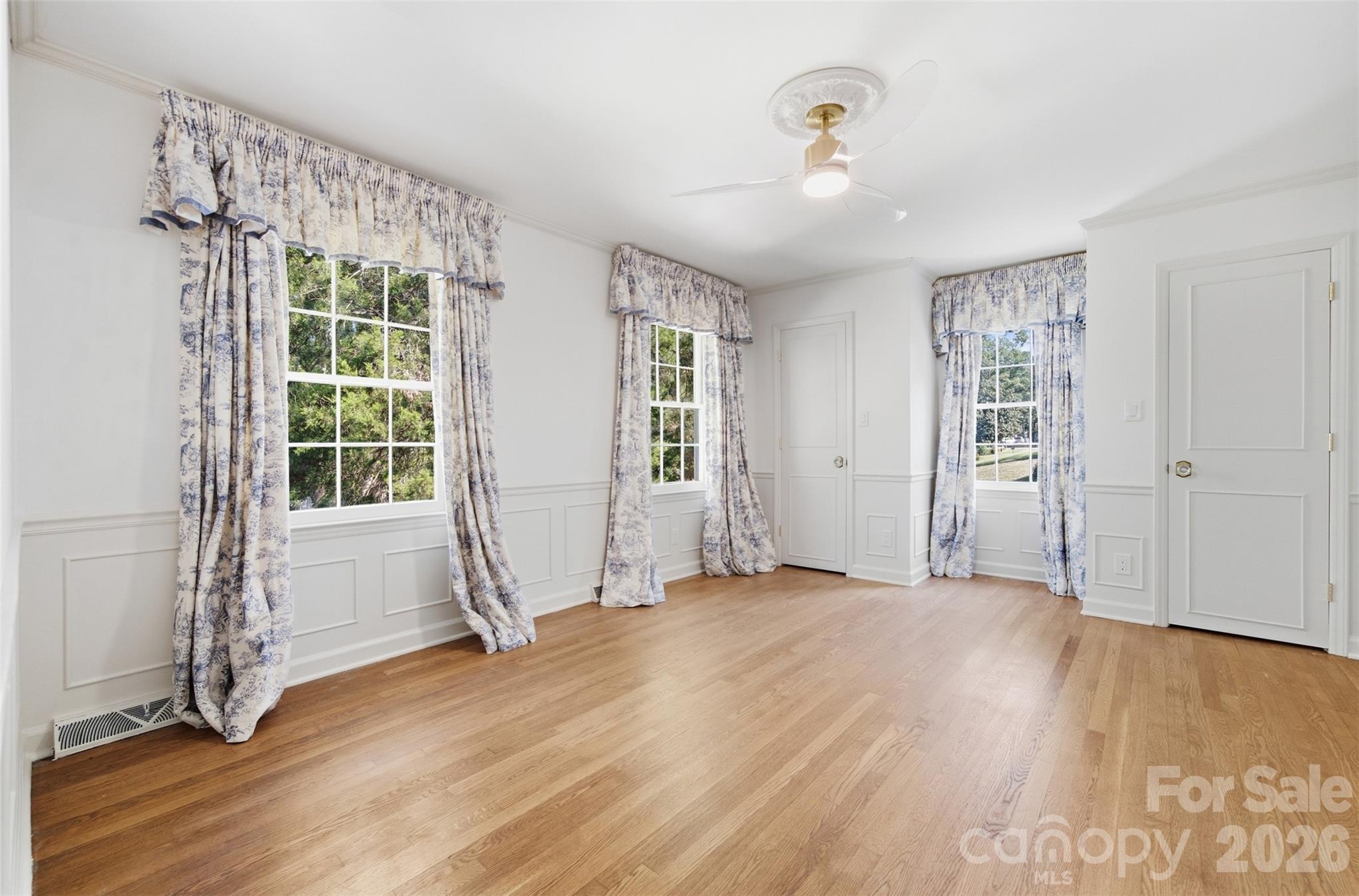 7431 Folger Drive Property Photo 18