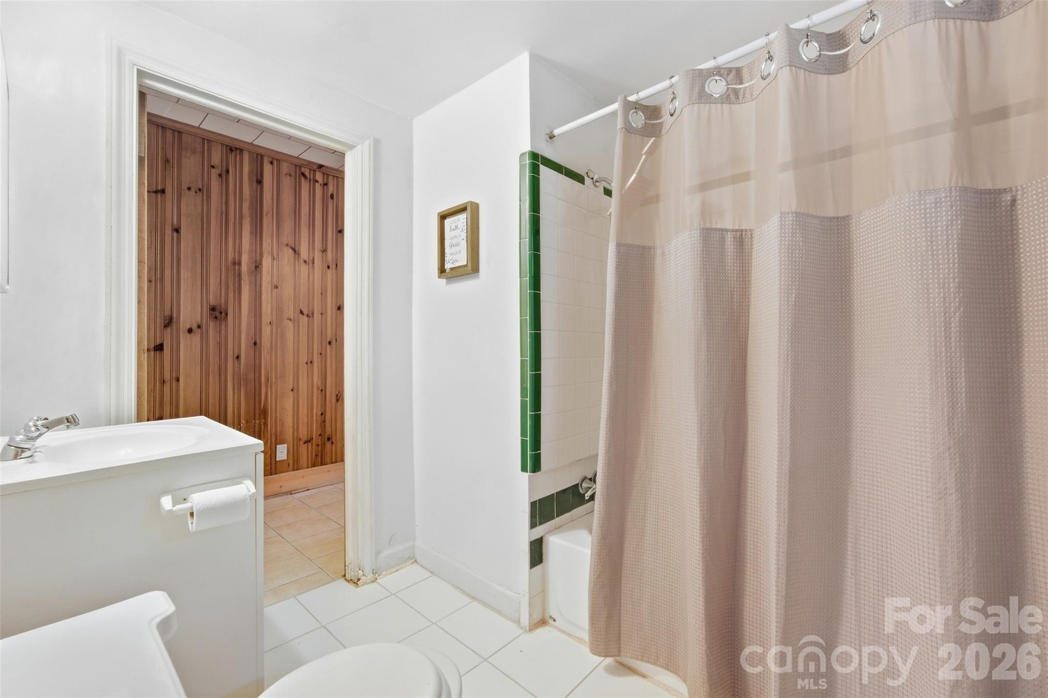 914 Springdale Lane Property Photo 21