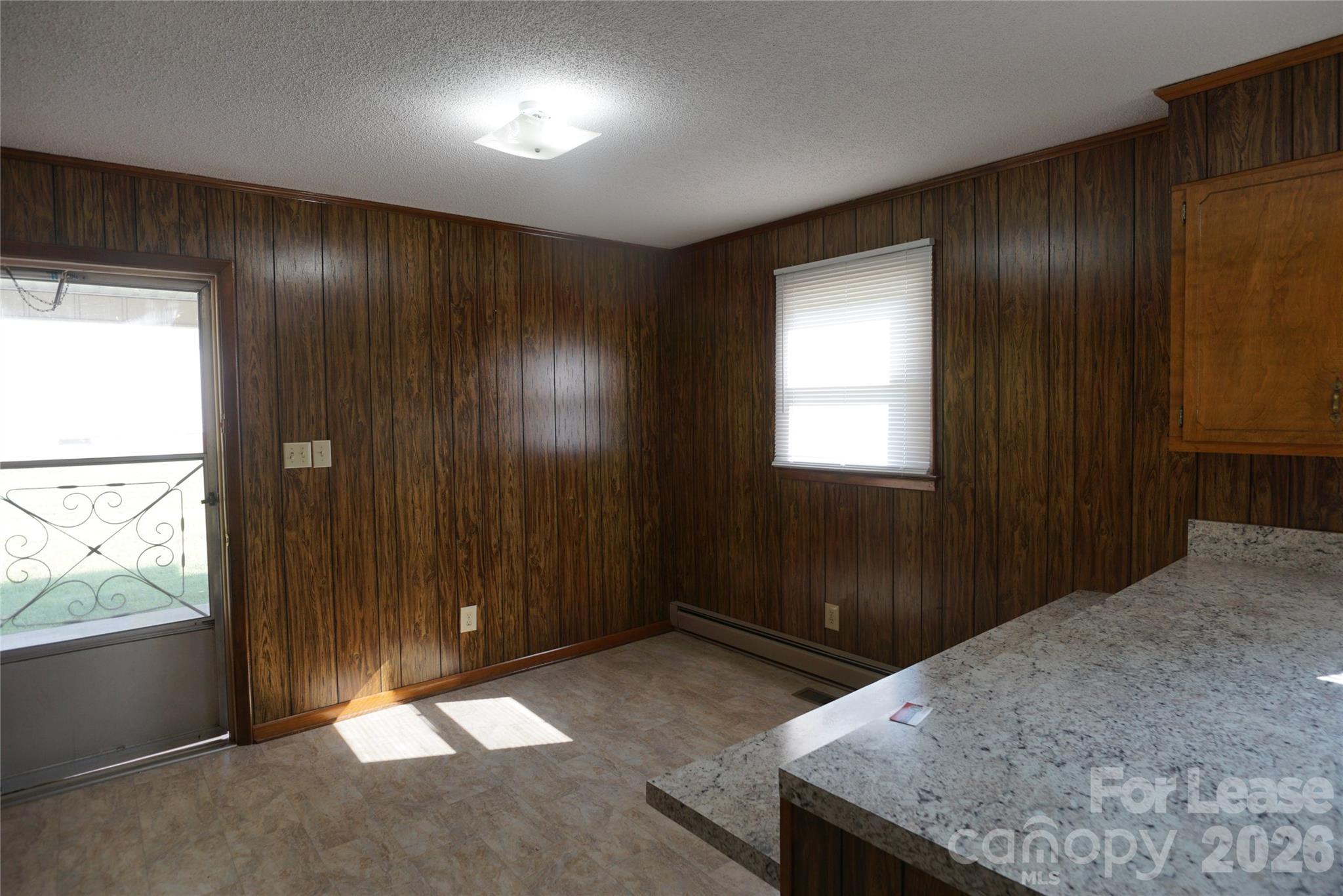 4072 Beach Road Property Photo 4