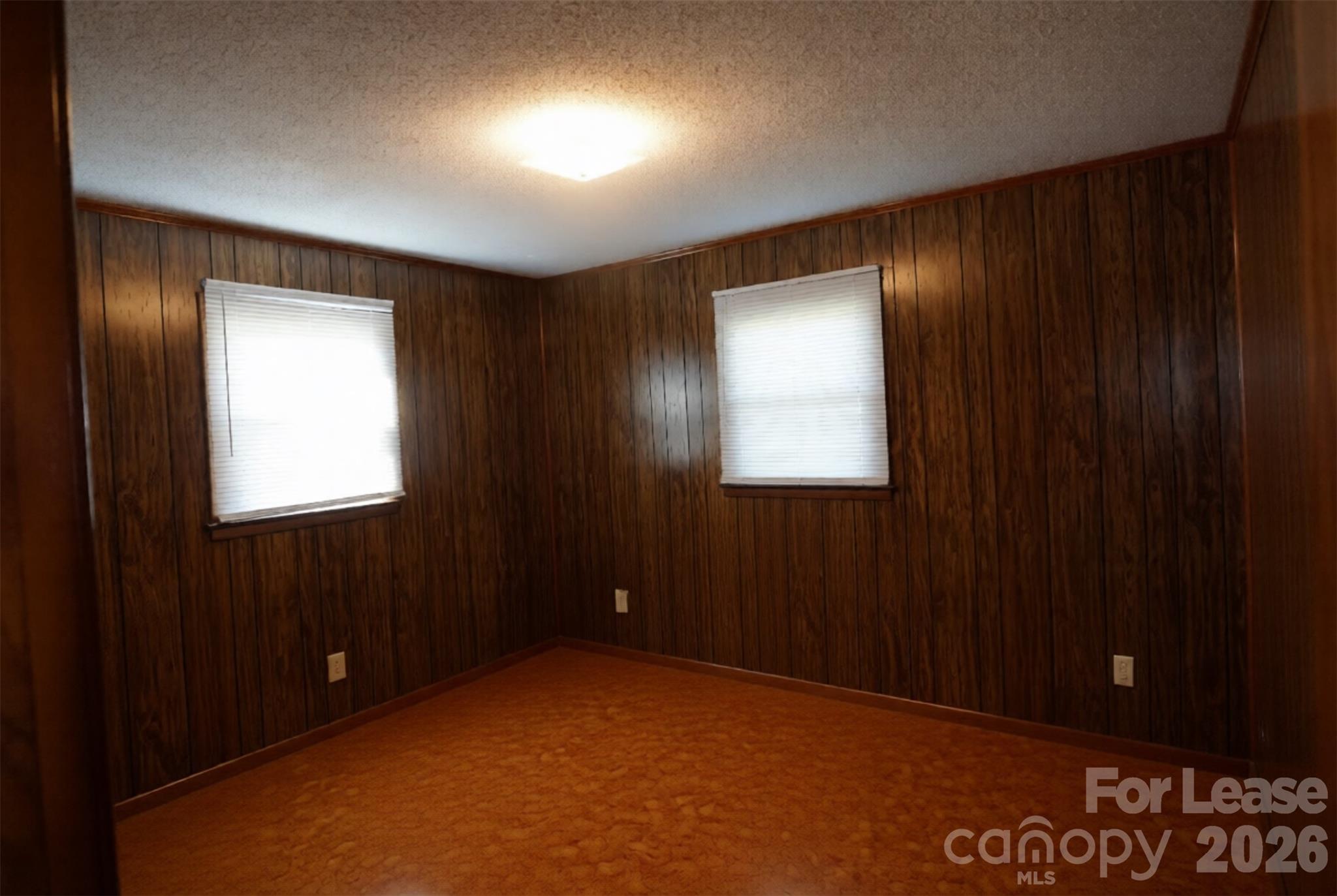 4072 Beach Road Property Photo 7