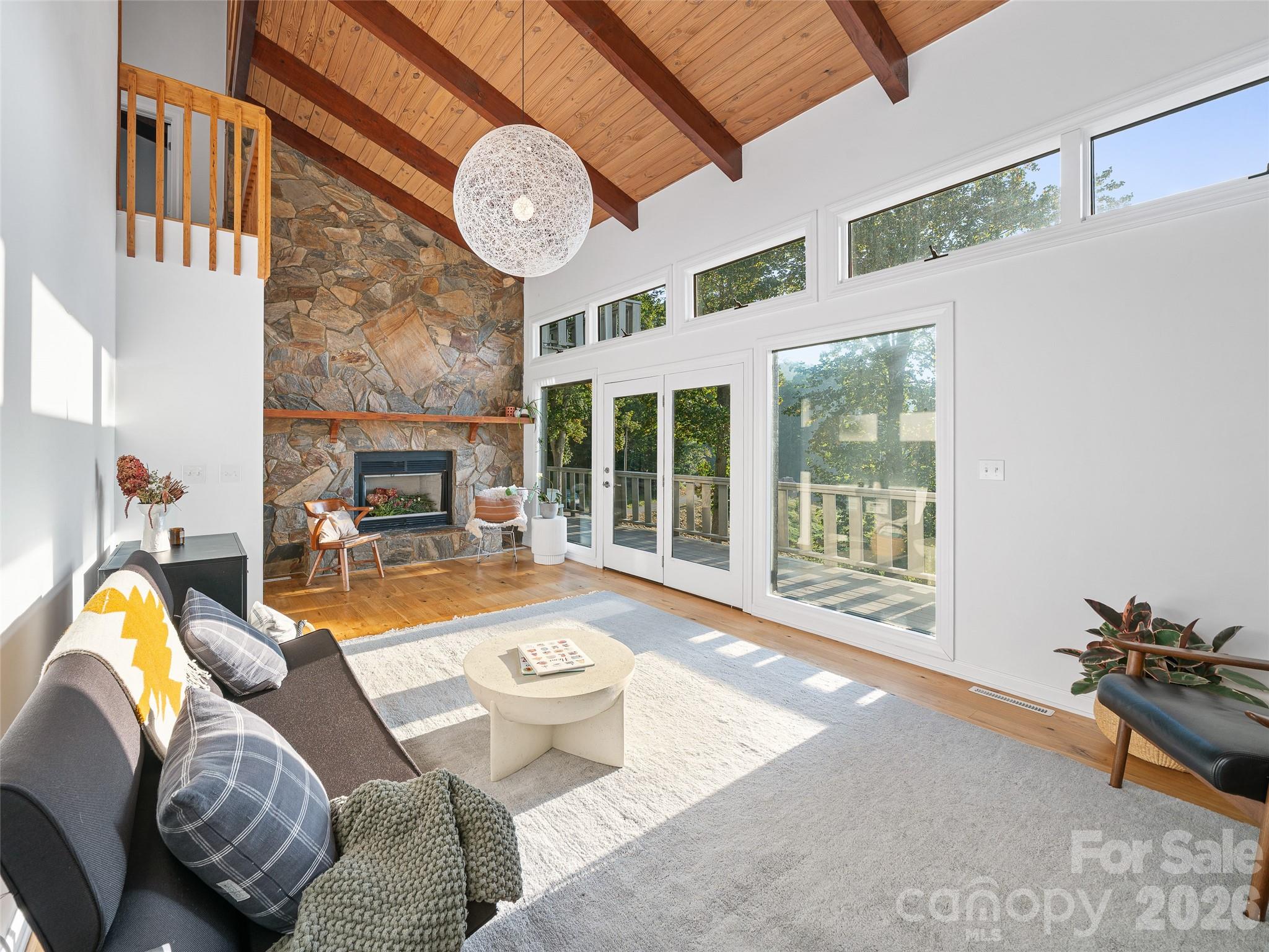 343 Mountain View Road Property Photo 4