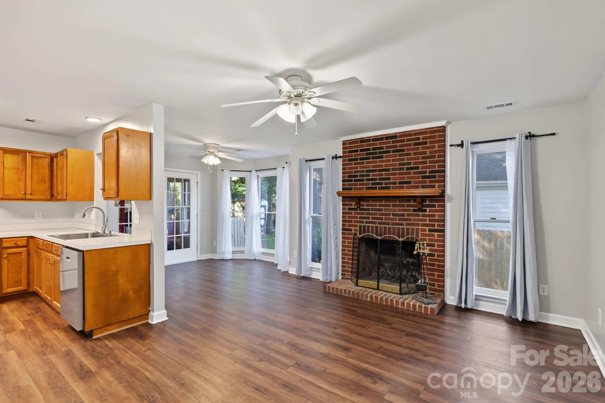 13820 Portpatrick Lane 221 Property Photo 16