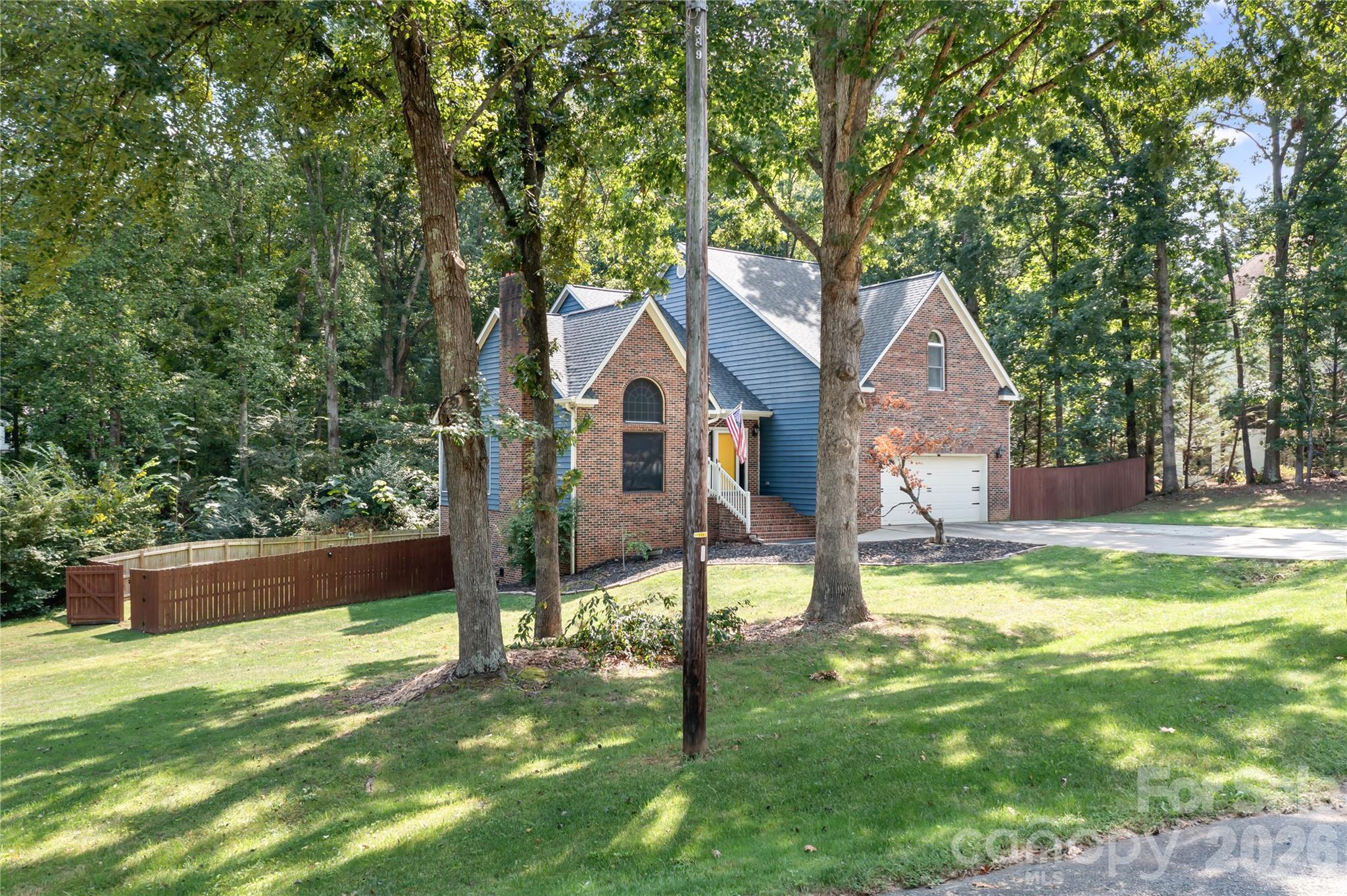 665 Millswood Drive Property Photo 3