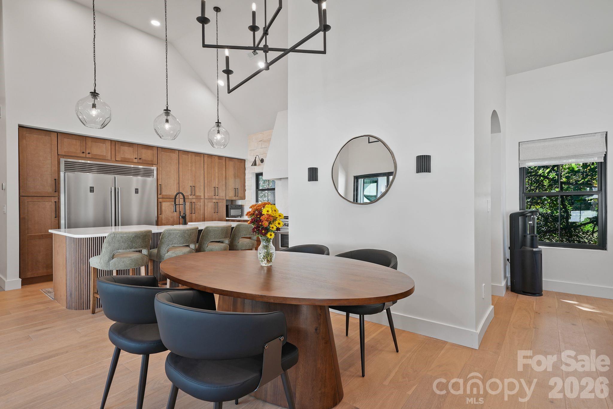 419 Clay Street Property Photo 9