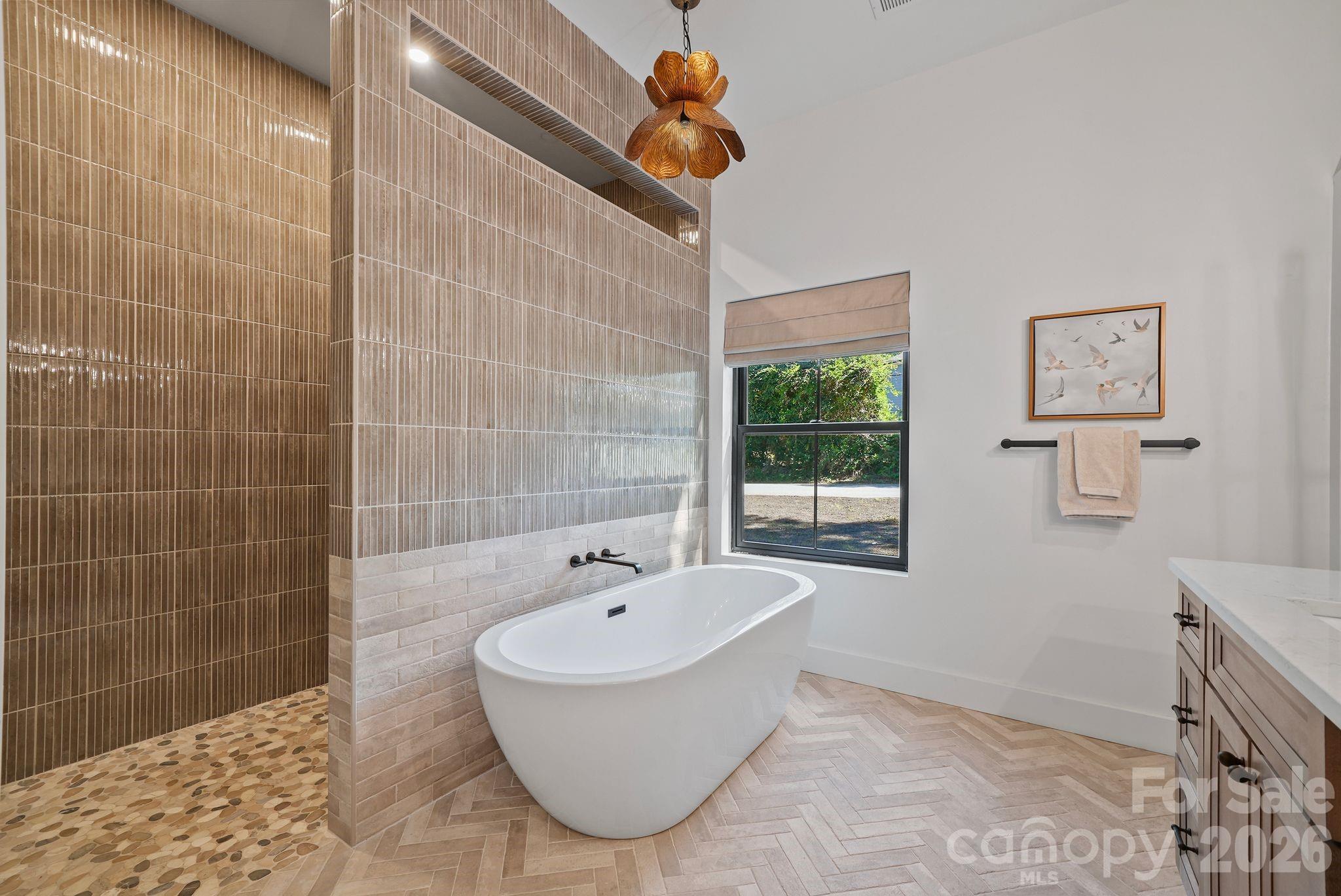 419 Clay Street Property Photo 17