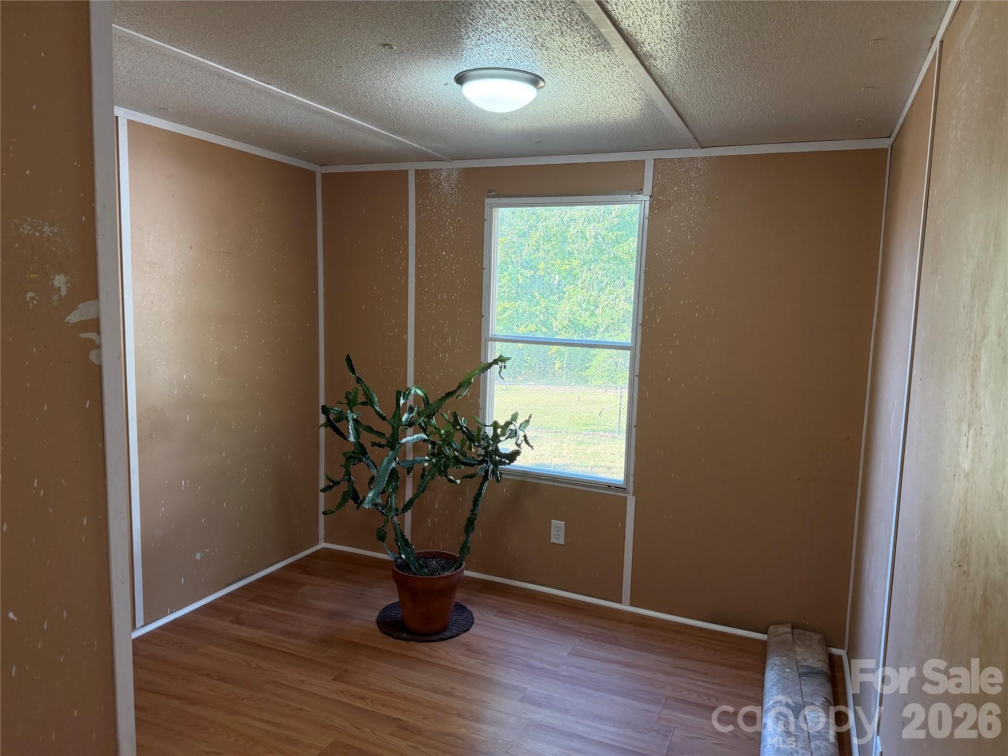 1025 29th Street Place Property Photo 11