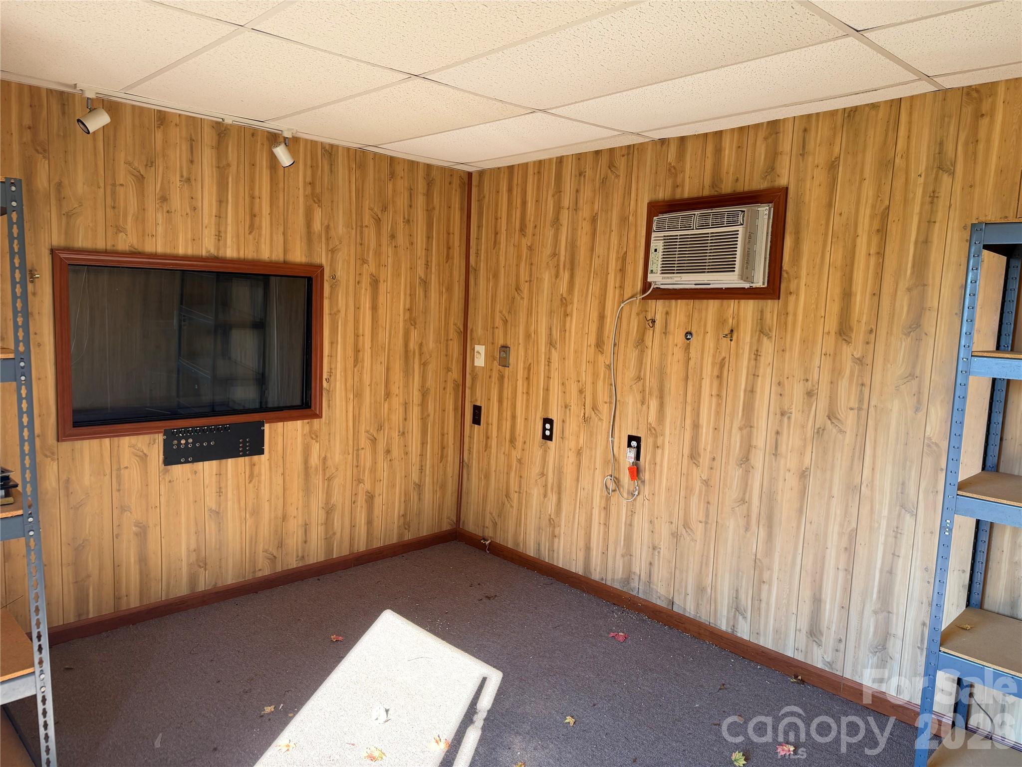 1025 29th Street Place Property Photo 18