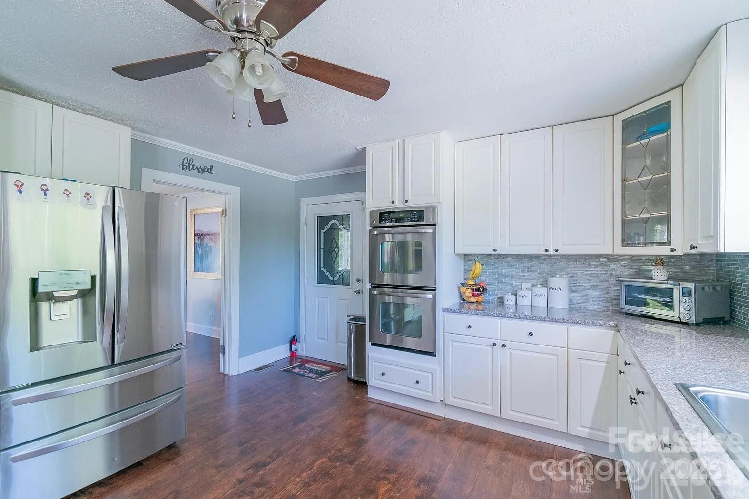 4427529 Property Photo 21