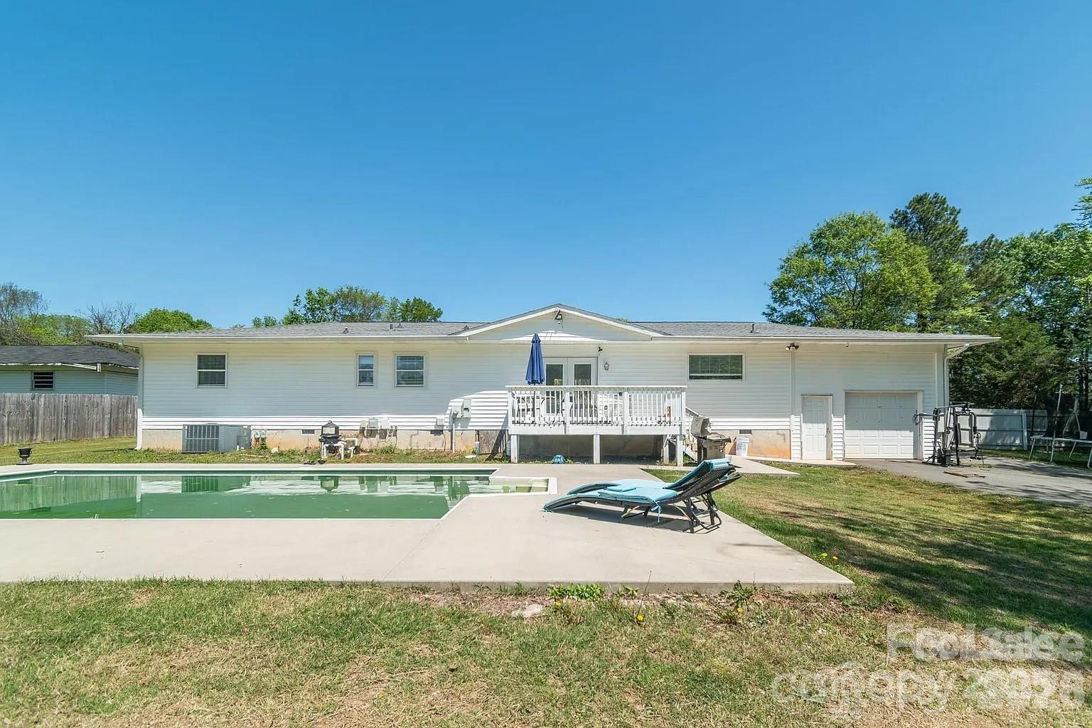 4427529 Property Photo 35