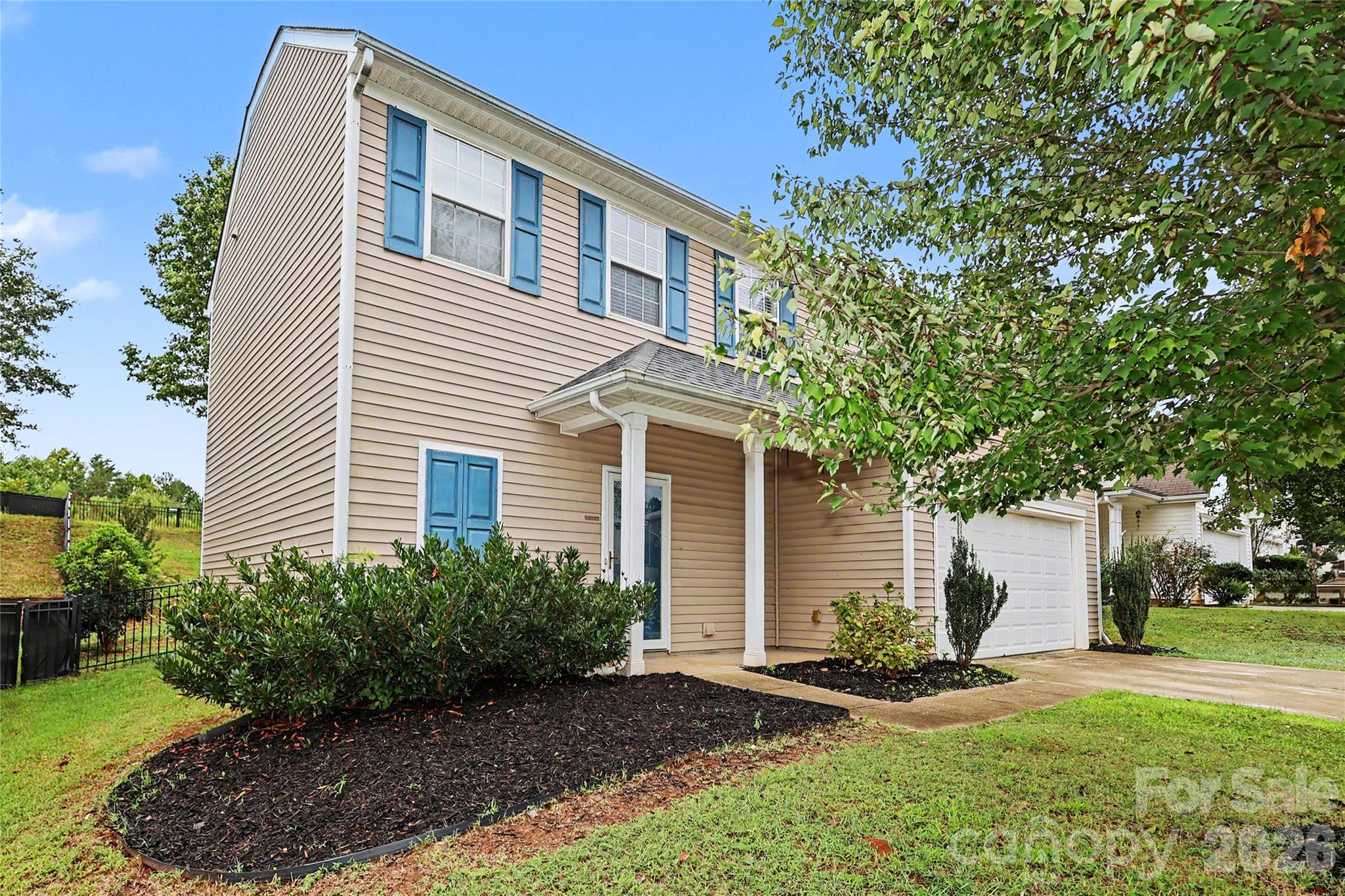 3833 Catawba Creek Drive Property Photo 2