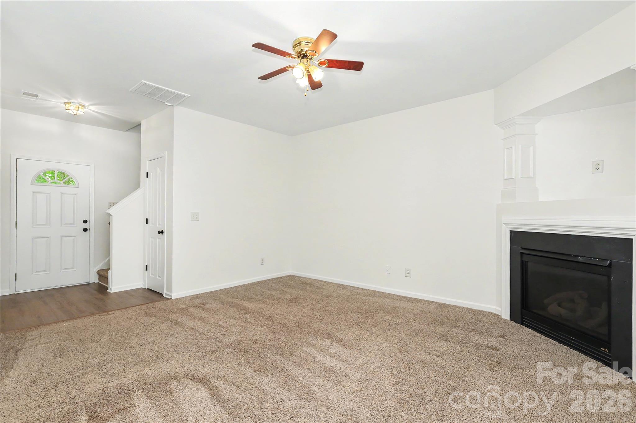 3833 Catawba Creek Drive Property Photo 8
