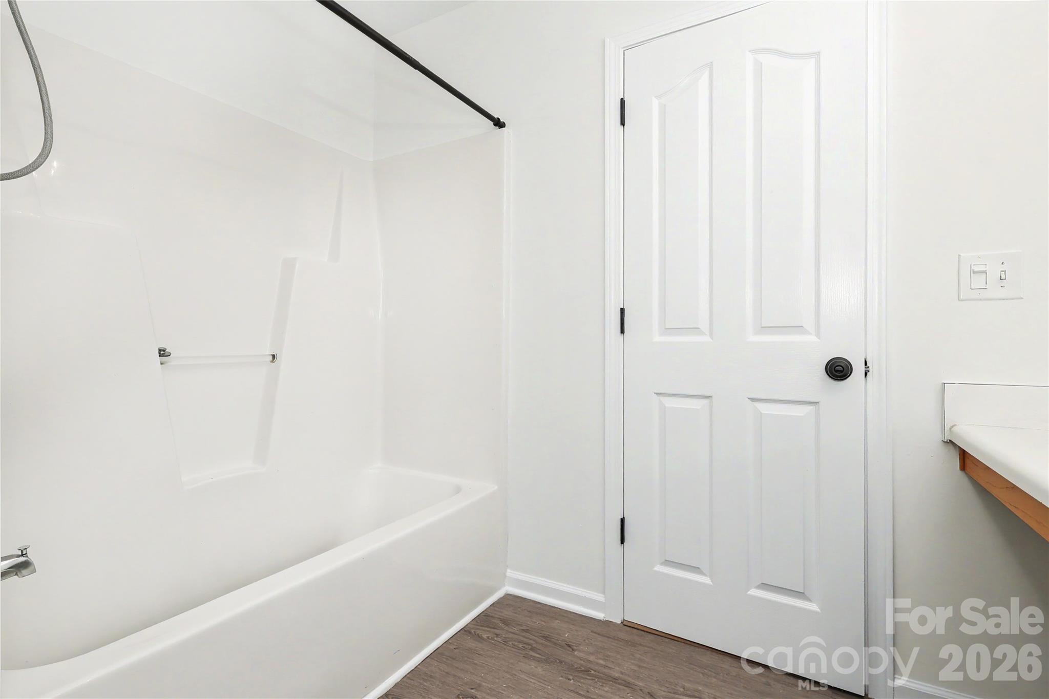 3833 Catawba Creek Drive Property Photo 23