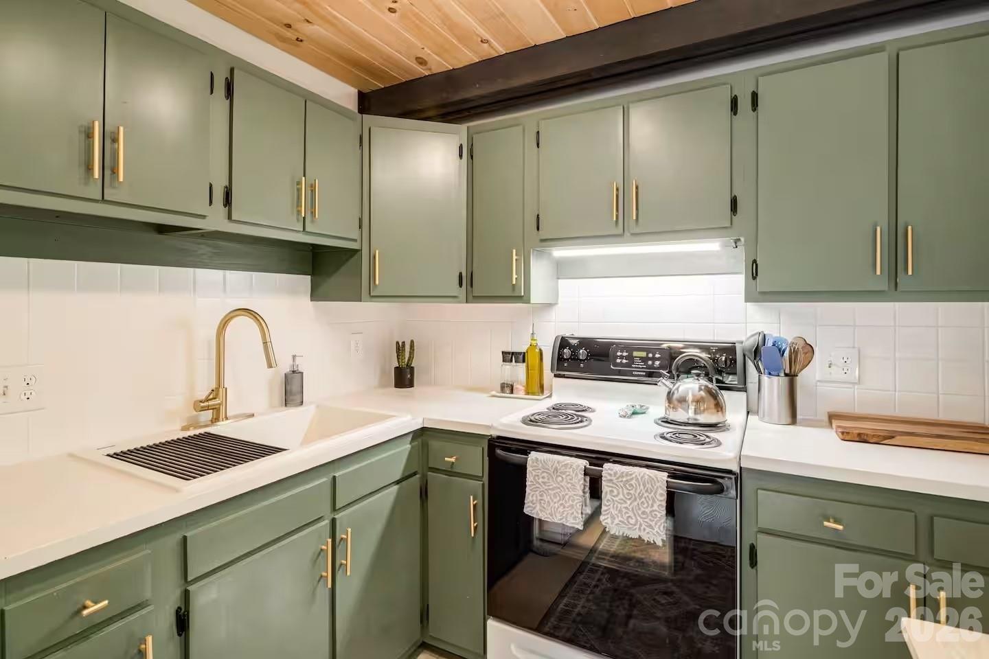 193 Shadow Lane Property Photo 12
