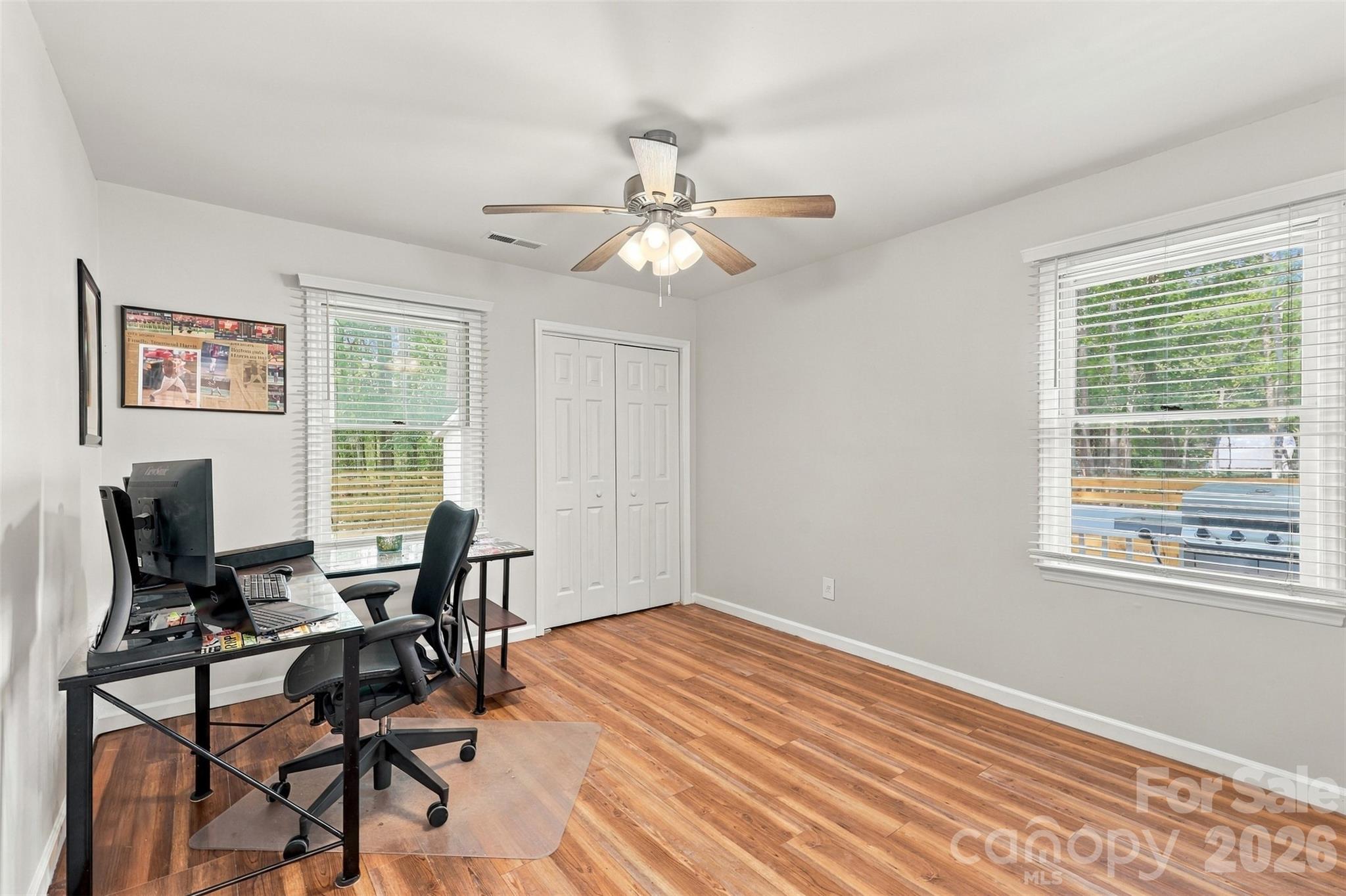 3000 Faircroft Way Property Photo 18