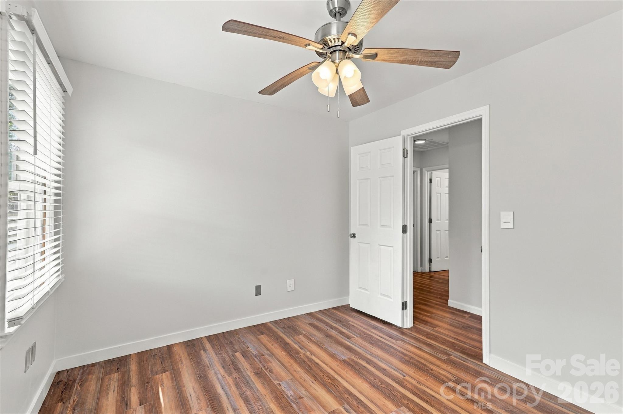 3000 Faircroft Way Property Photo 21