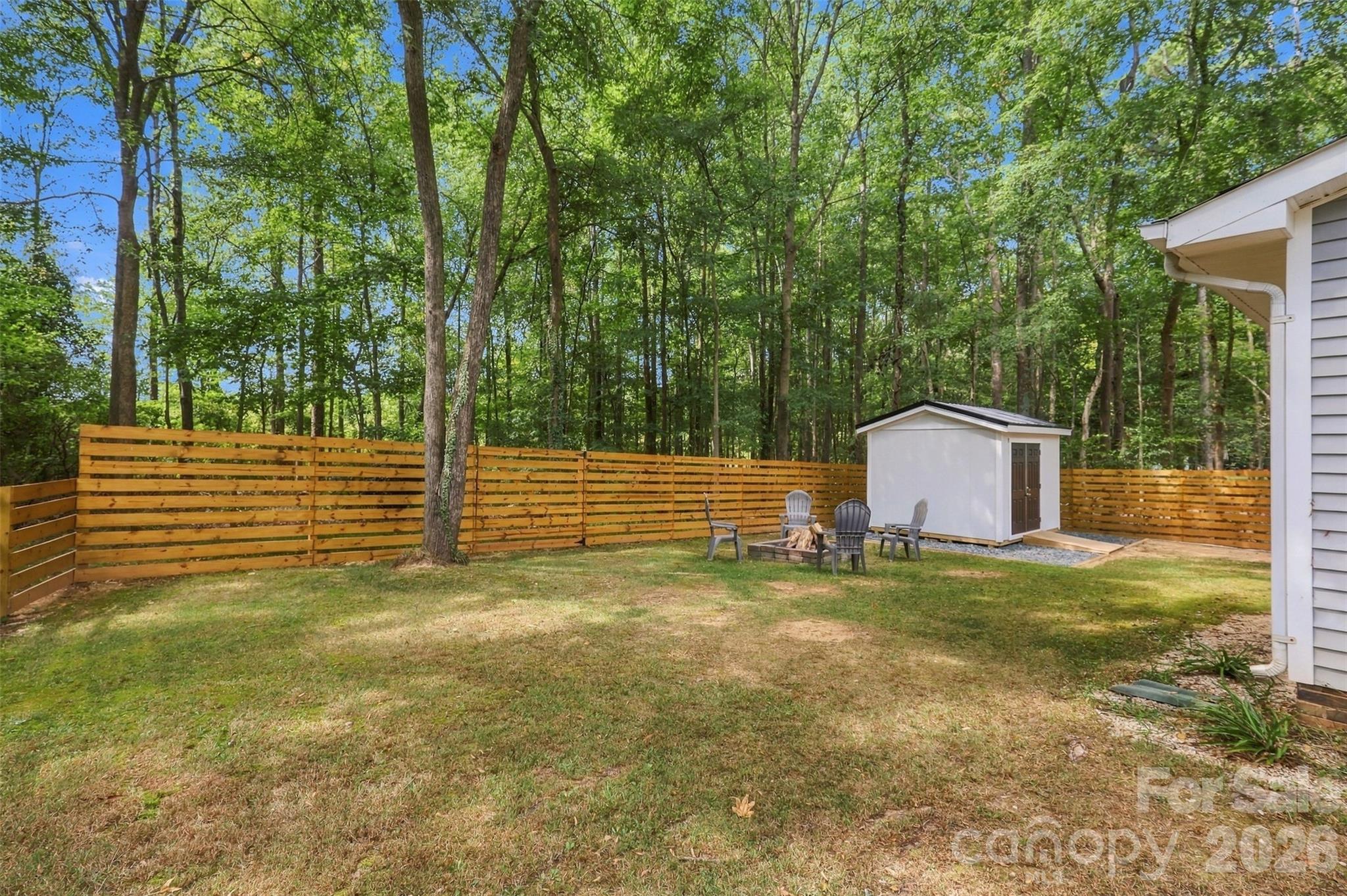 3000 Faircroft Way Property Photo 29