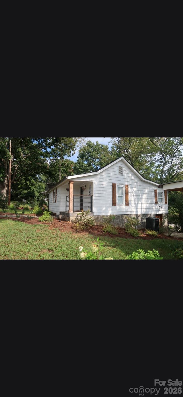 102 Reynolds Road Property Photo 1