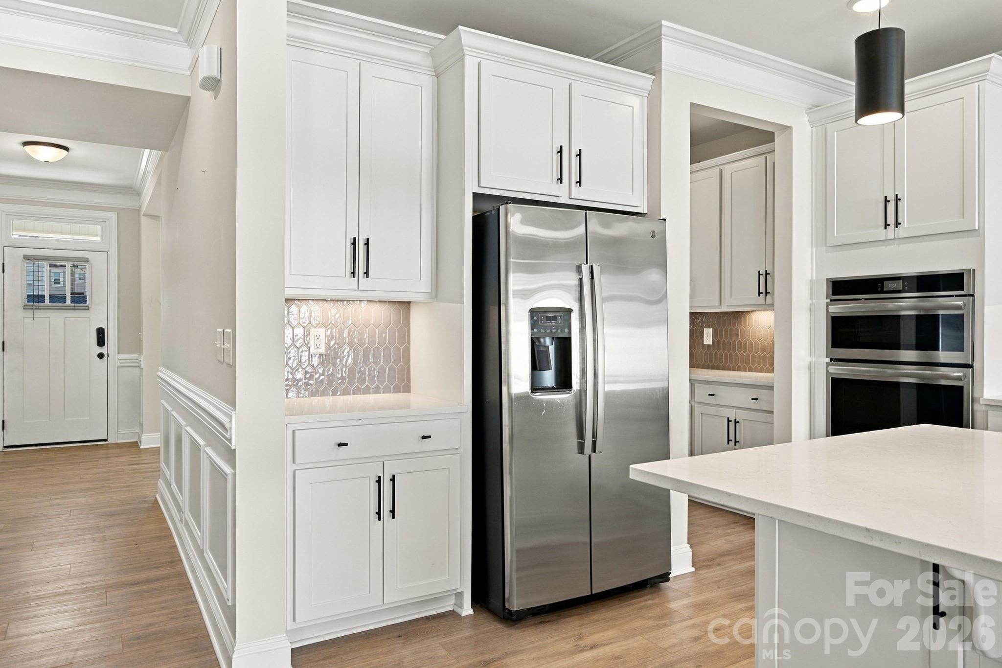 2020 Embassy Court Property Photo 12